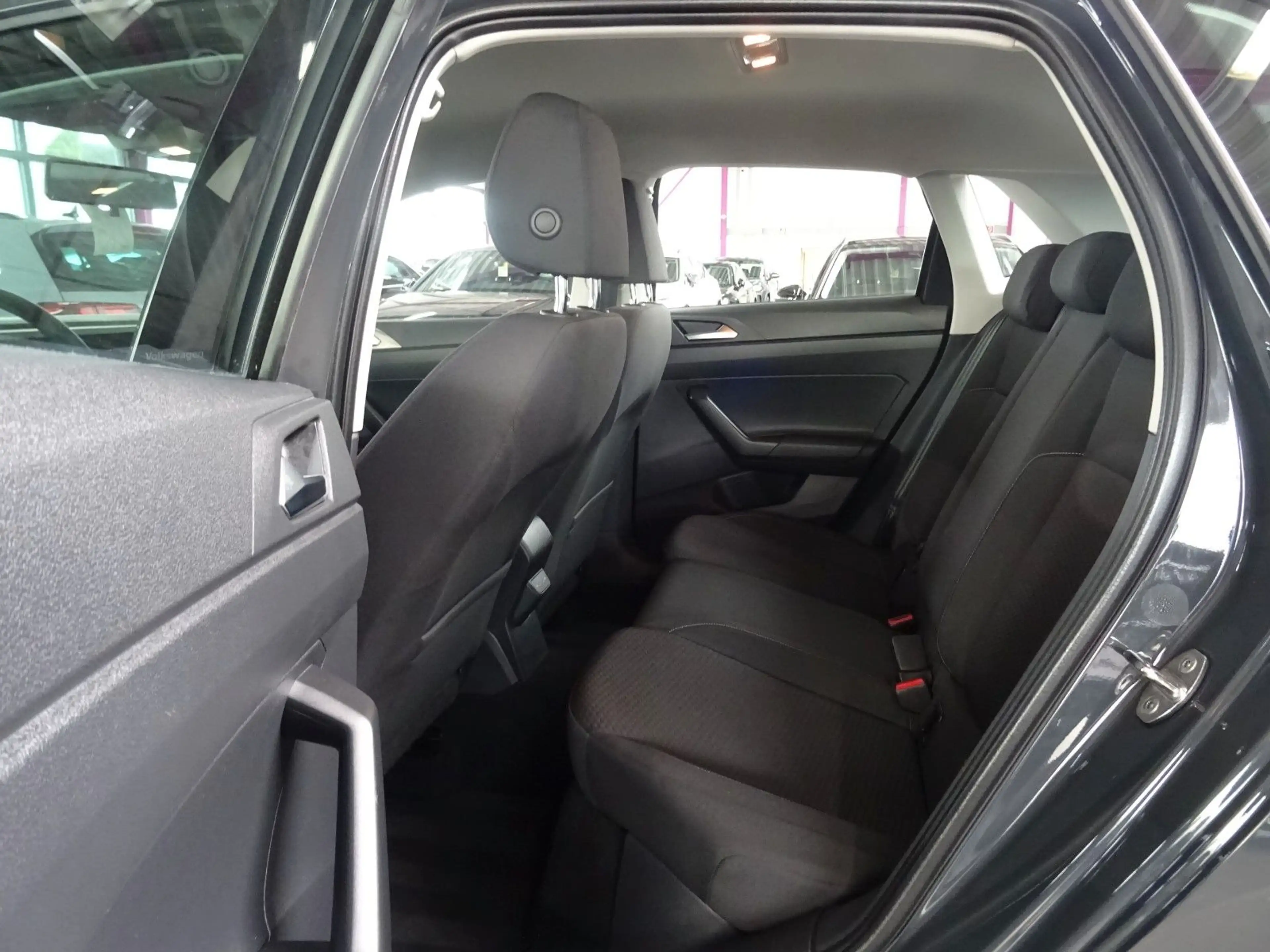 Volkswagen Polo POLO 1.0 TSI Comfortline *ACC*NAVI*PDC* — photo 11