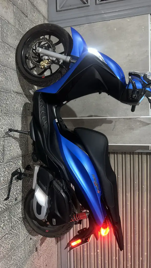 Piaggio Medley 125 sport - 2