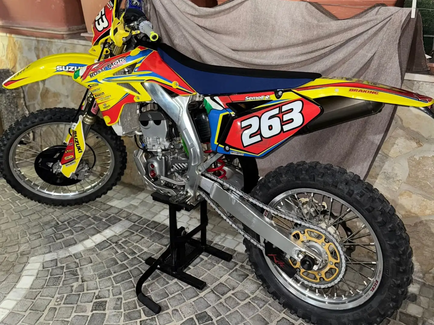 Suzuki RMZ 250 Valenti Racing Italia Geel - 1