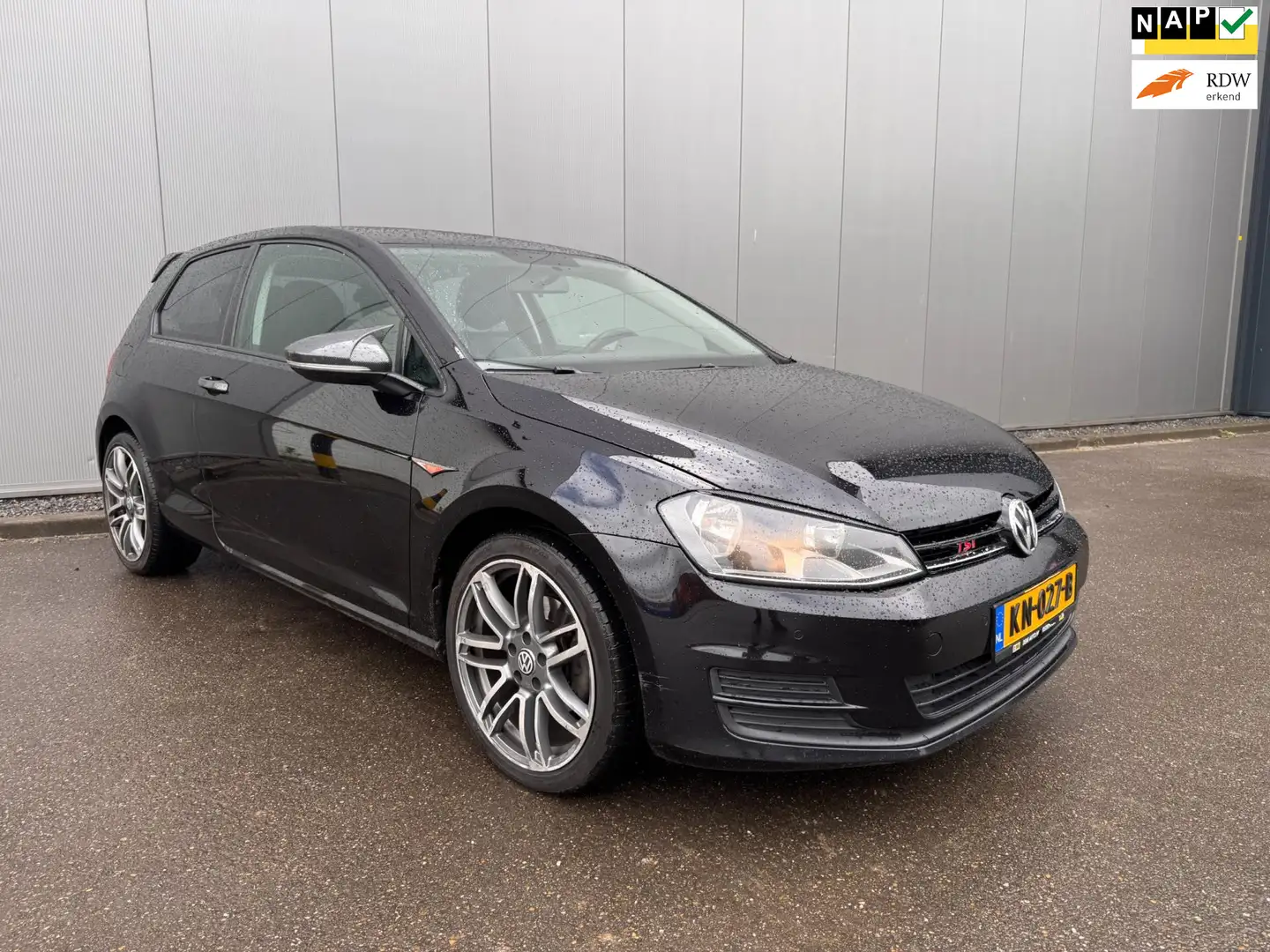Volkswagen Golf 1.2 TSI Trendline Nero - 1