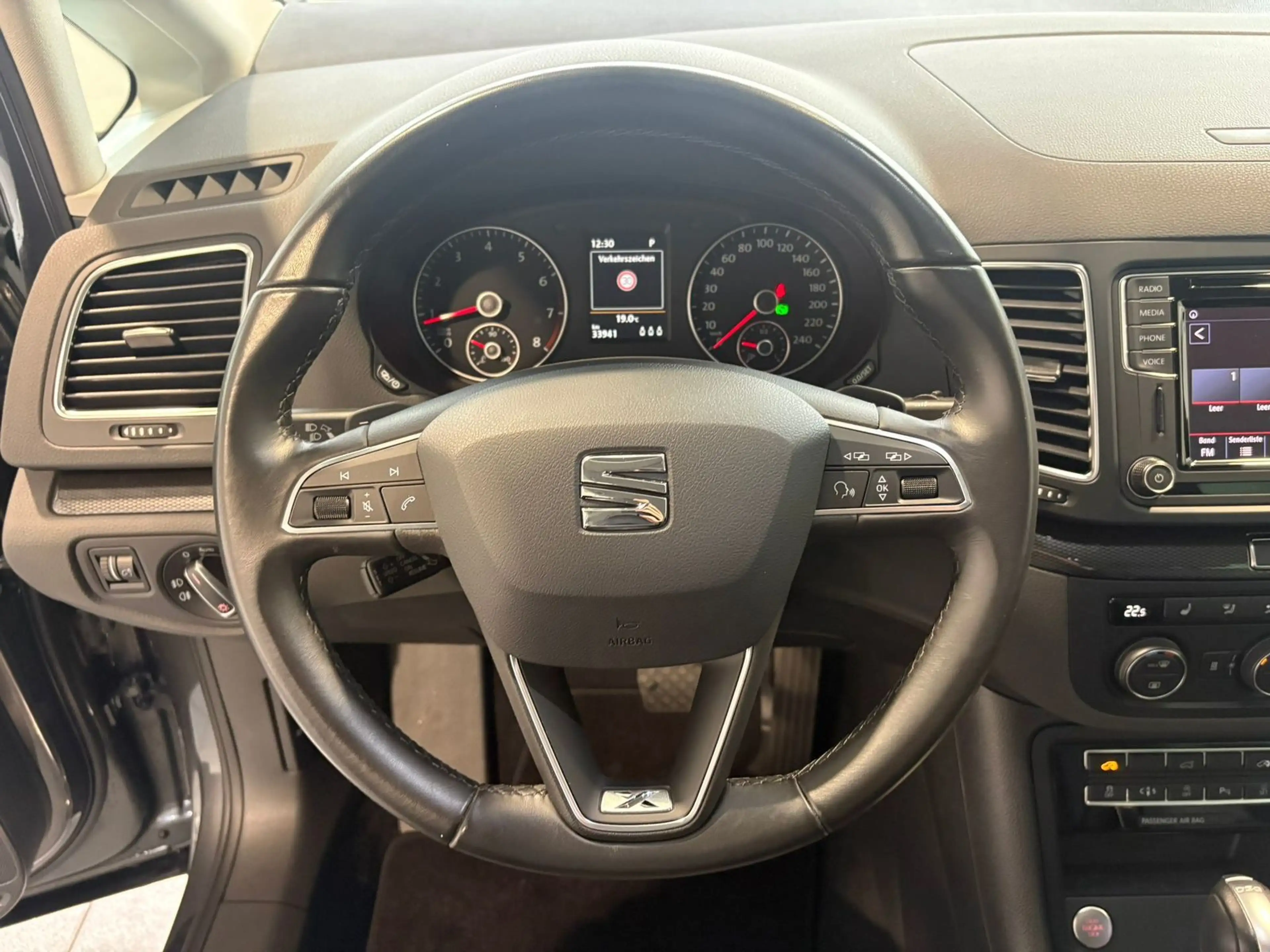 SEAT Alhambra 1.4 TSI Xcellence Xenon|AHK|Standhzg — photo 10
