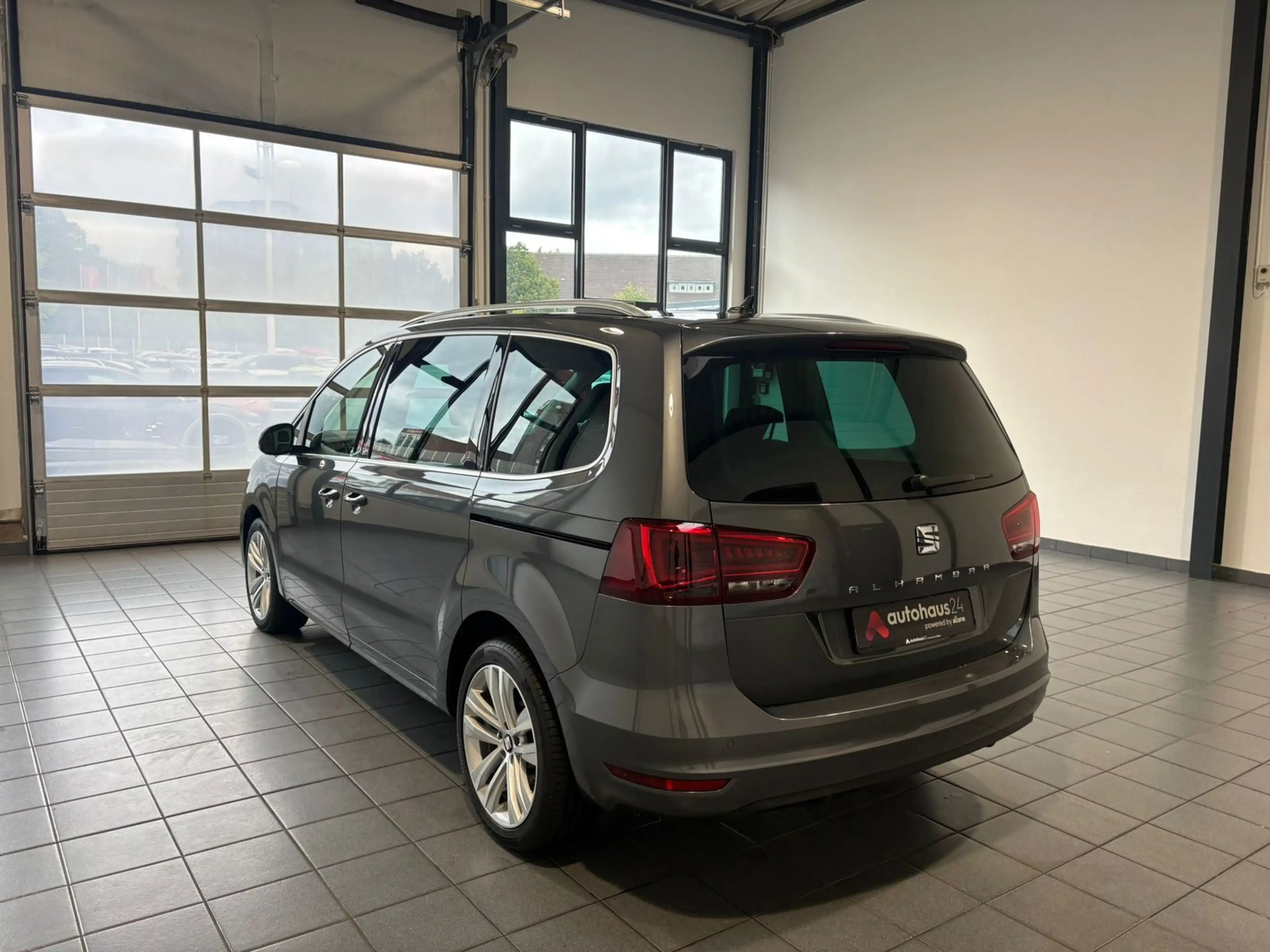 SEAT Alhambra 1.4 TSI Xcellence Xenon|AHK|Standhzg — photo 4