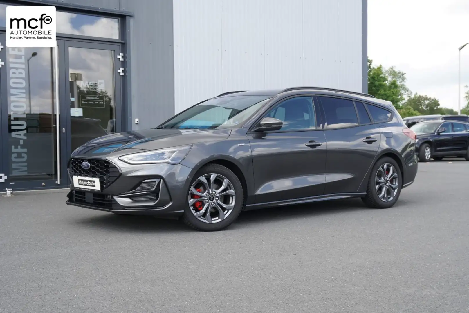 Ford Focus Turnier ST-Line X *ACC*Pano*Matrix LED* Grigio - 1