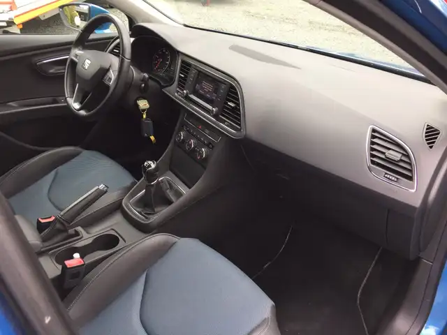 Seat Leon view 8