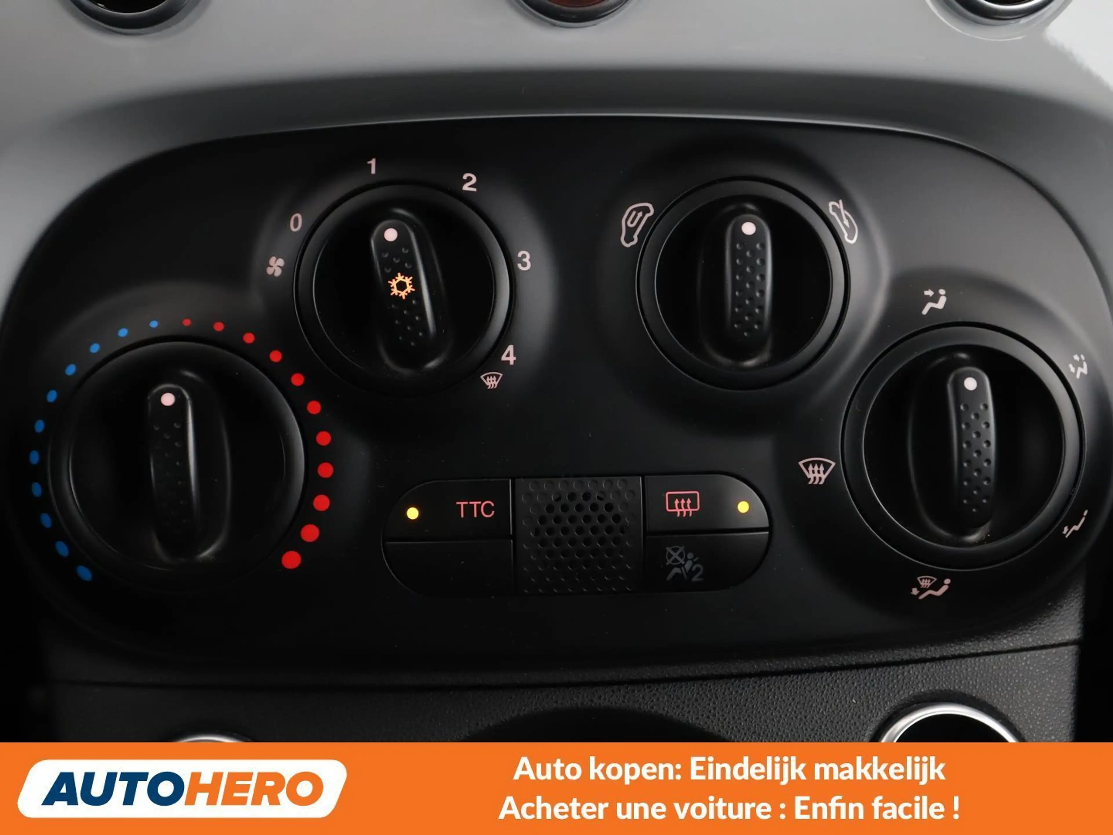 Abarth 595 1.4 Turbo — photo 12