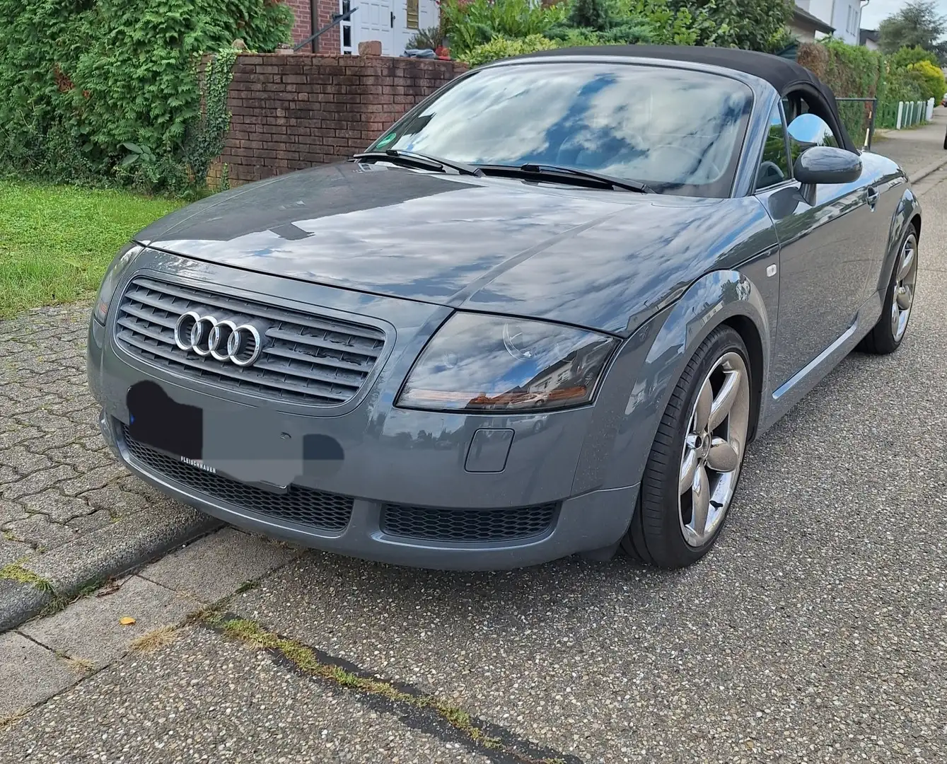 Audi TT TT Roadster 1.8 T Grau - 2