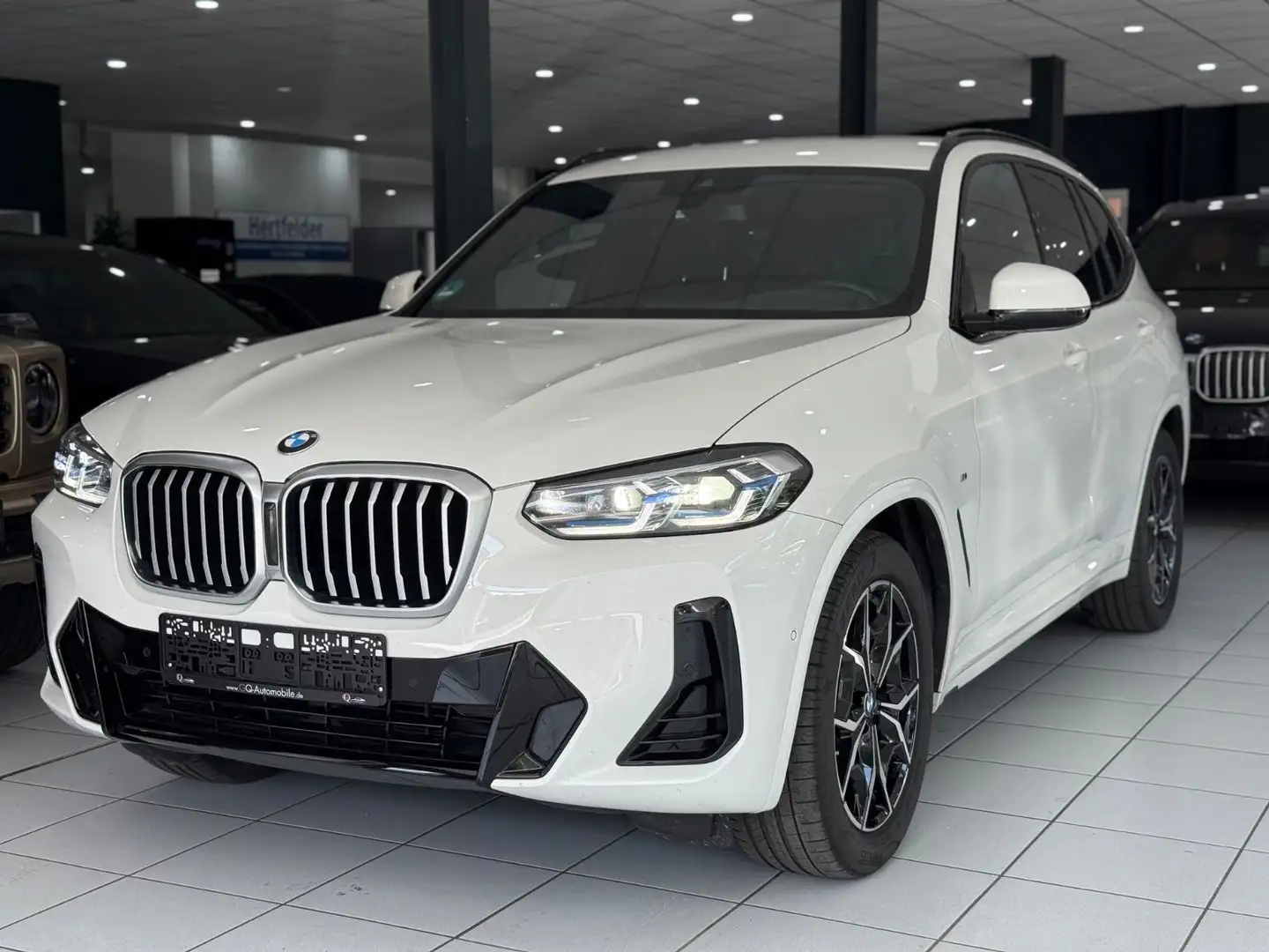 BMW X3 xDrive20d*M-PAKET*LASER*KAMERA*AHK*KEYLESS* Blanc - 1