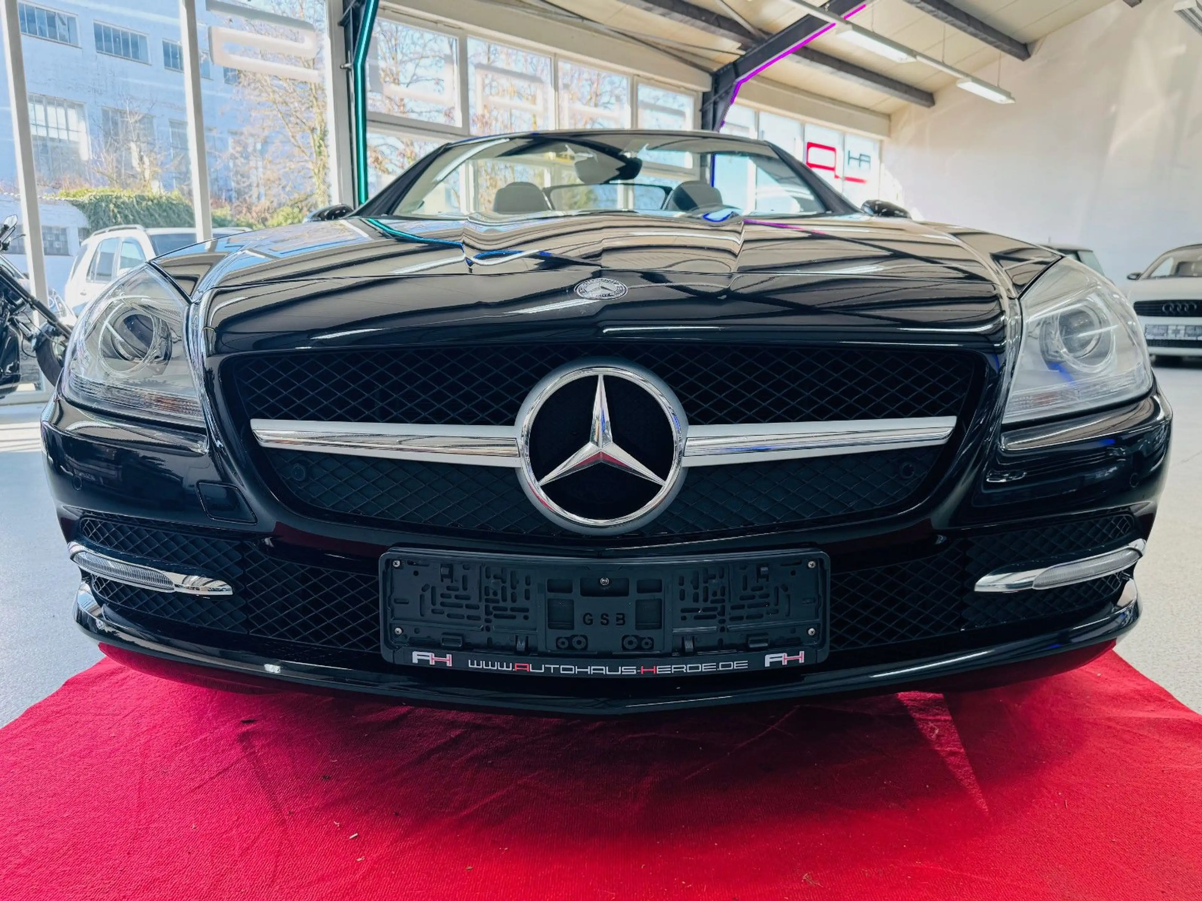 Mercedes-Benz SLK 200 R172 Roadster BlueEfficiency -Airscraft — photo 12