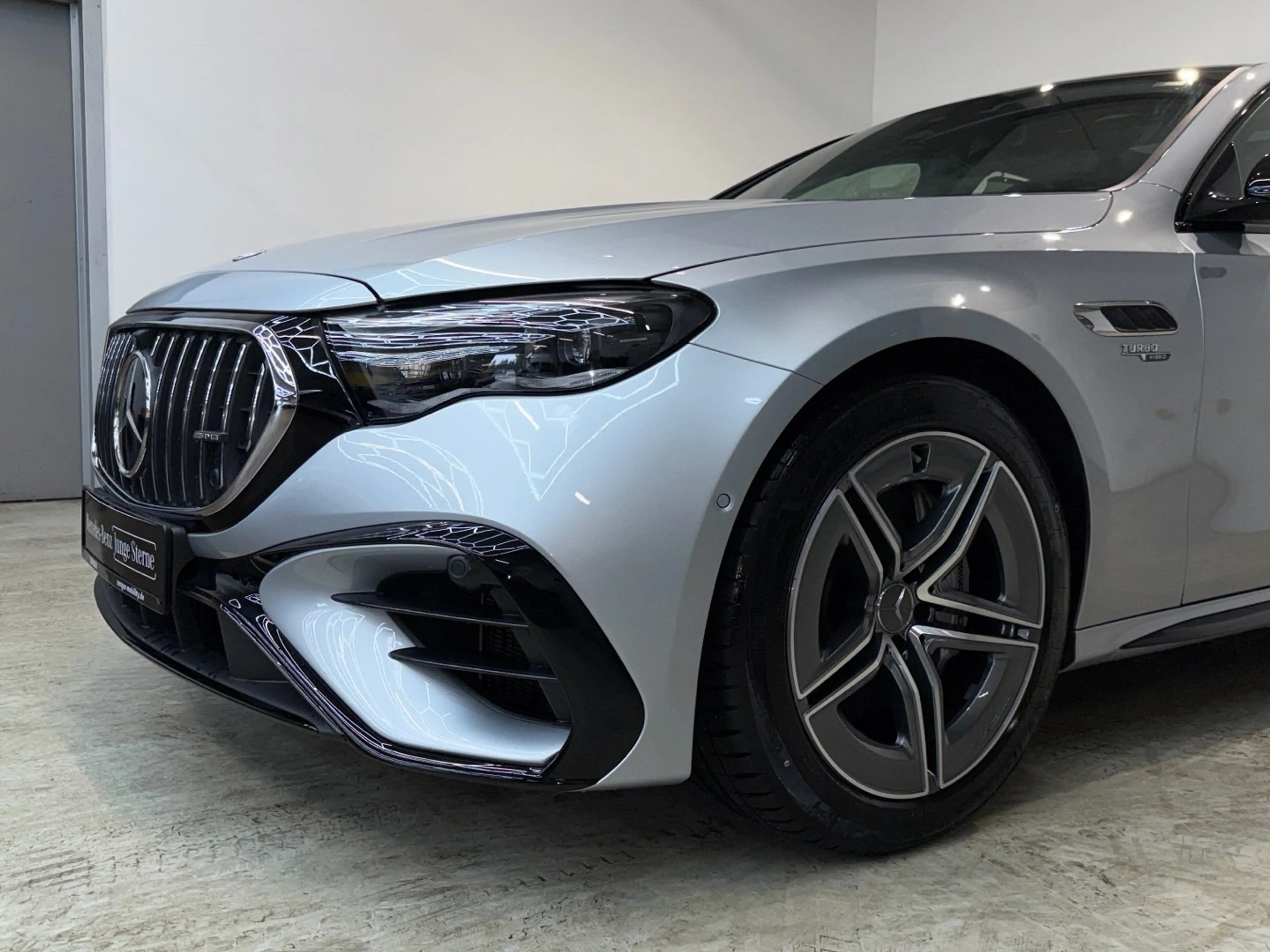 Mercedes-Benz E 53 AMG Hybrid 4M+ Night Pano HA-Lenkung AHK — photo 7