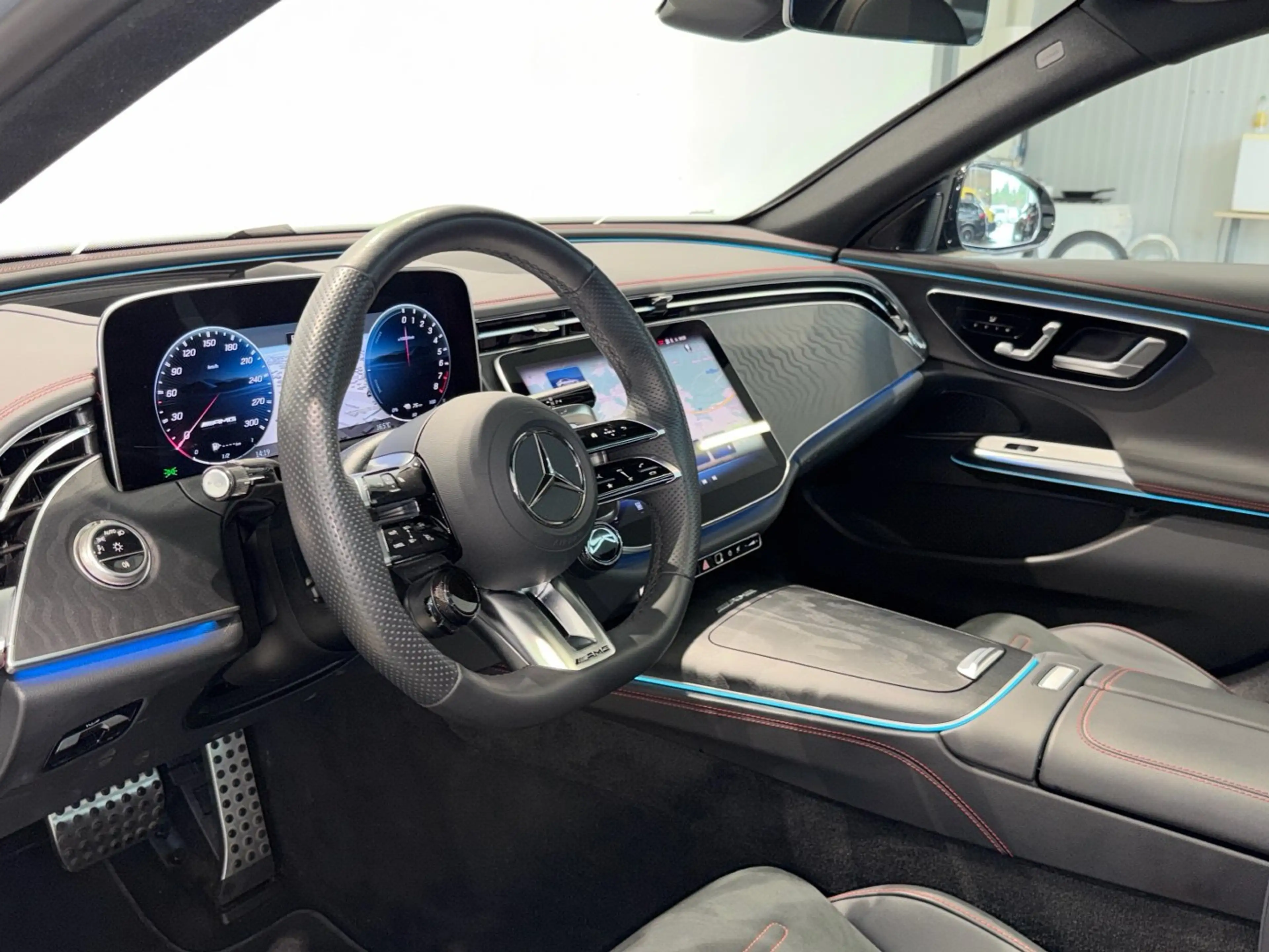 Mercedes-Benz E 53 AMG Hybrid 4M+ Night Pano HA-Lenkung AHK — photo 12