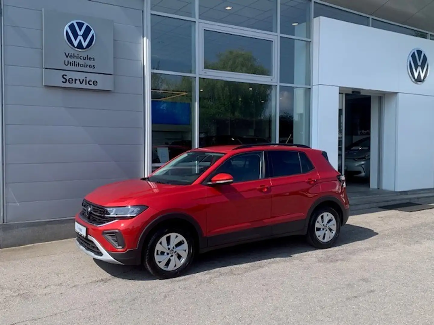 Volkswagen T-Cross LIFE 1.0TSI 115CV DSG7 Rojo - 1