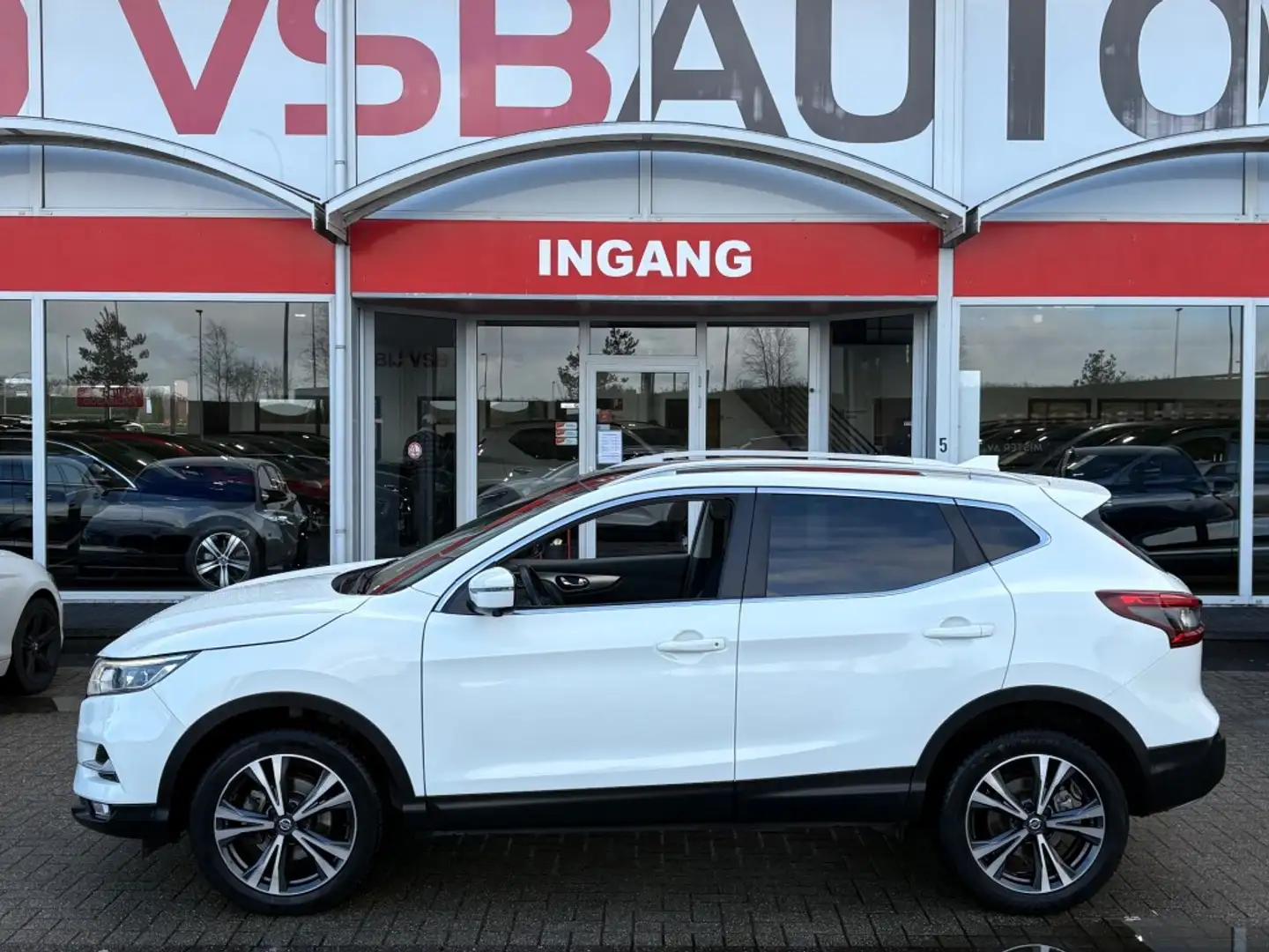 Nissan Qashqai 1.2 DIG-T 115PK LED PANO-DAK NAVI CAMERA AIRCO LMV Blanc - 2