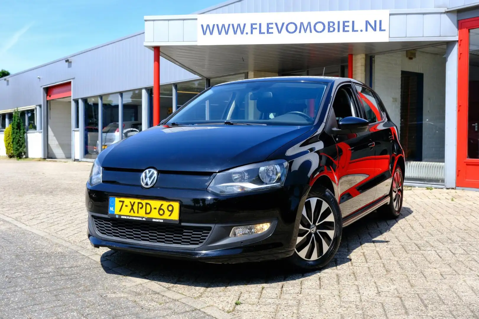 Volkswagen Polo 1.4 TDI BlueMotion 5-drs Navi|Airco|Cruise|LMV Zwart - 1