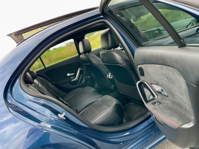 Mercedes-Benz A 200 Business Solution AMG, Aut, Trekhaak, Pano, Cam, E — photo 14