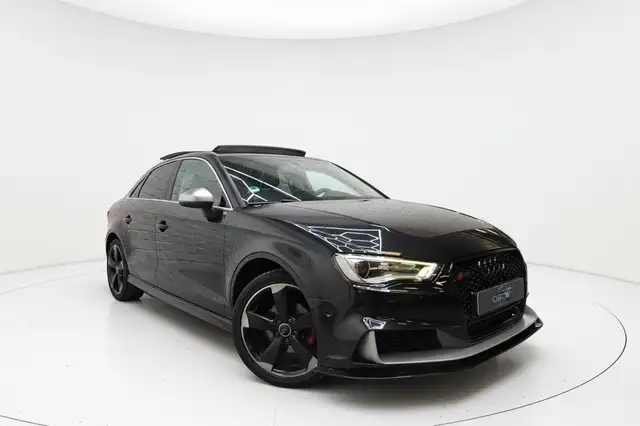 Audi A3 view 3