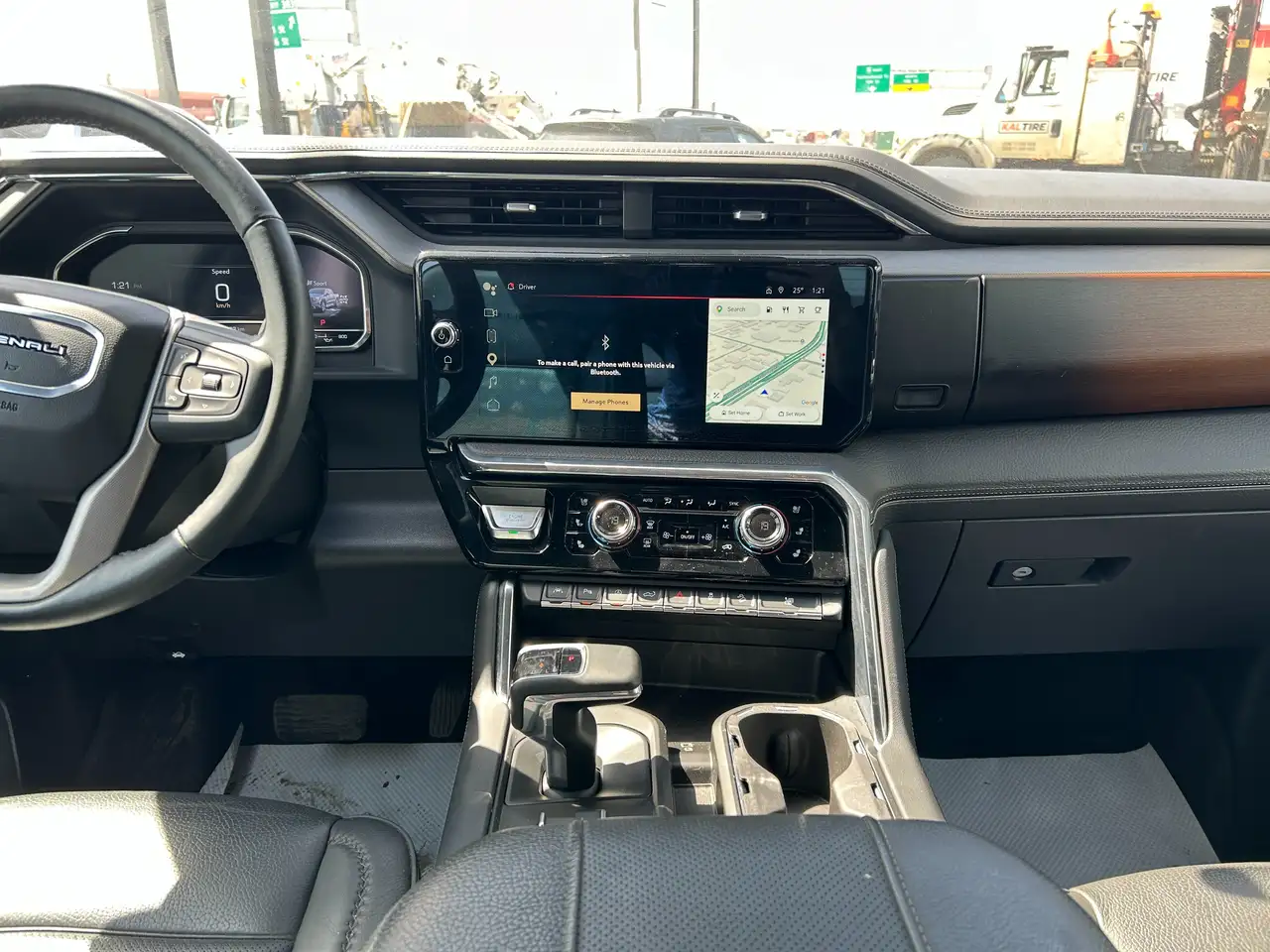 GMC Sierra 1500 снимка GMC Sierra 1500