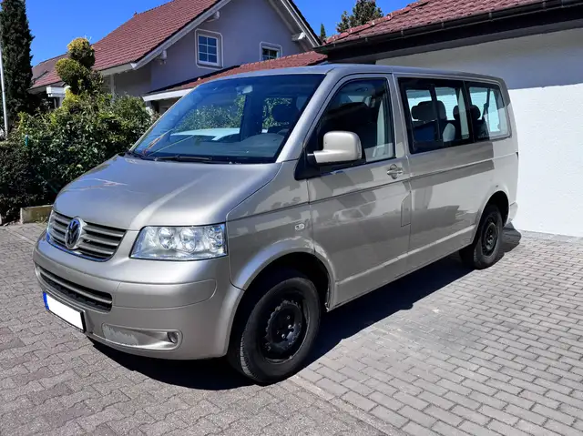 Volkswagen T5 Caravelle Caravelle - Scheckheftgepflegt