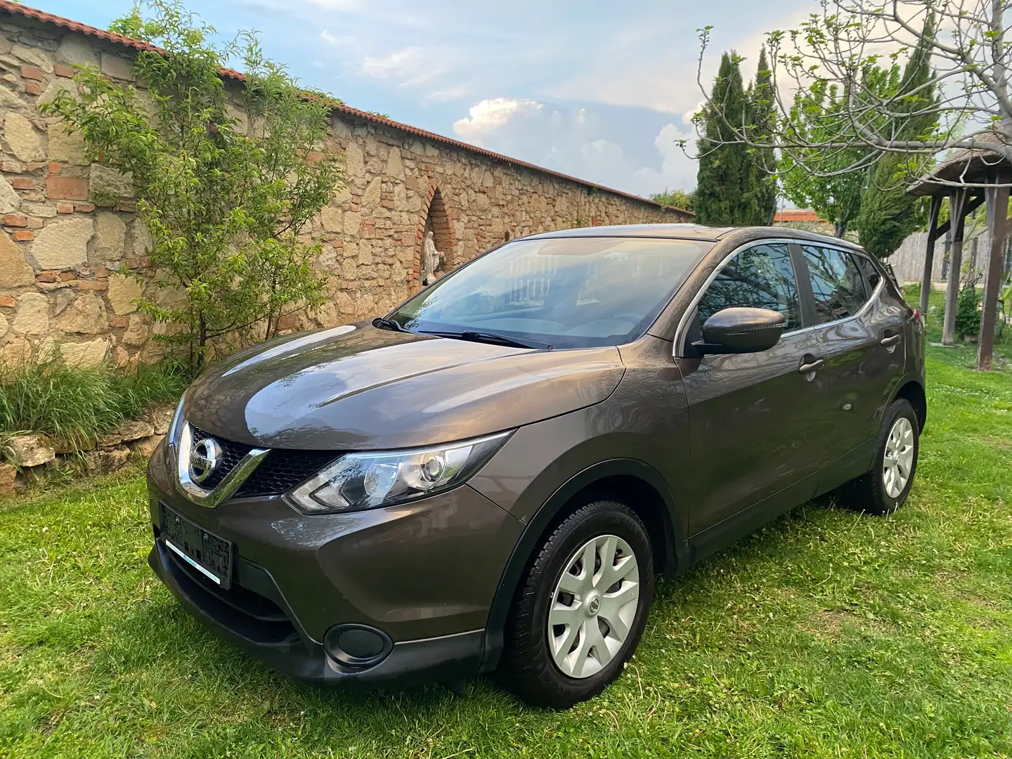 Nissan Qashqai Qashqai 1,2 DIG-T Acenta Acenta Braun - 1