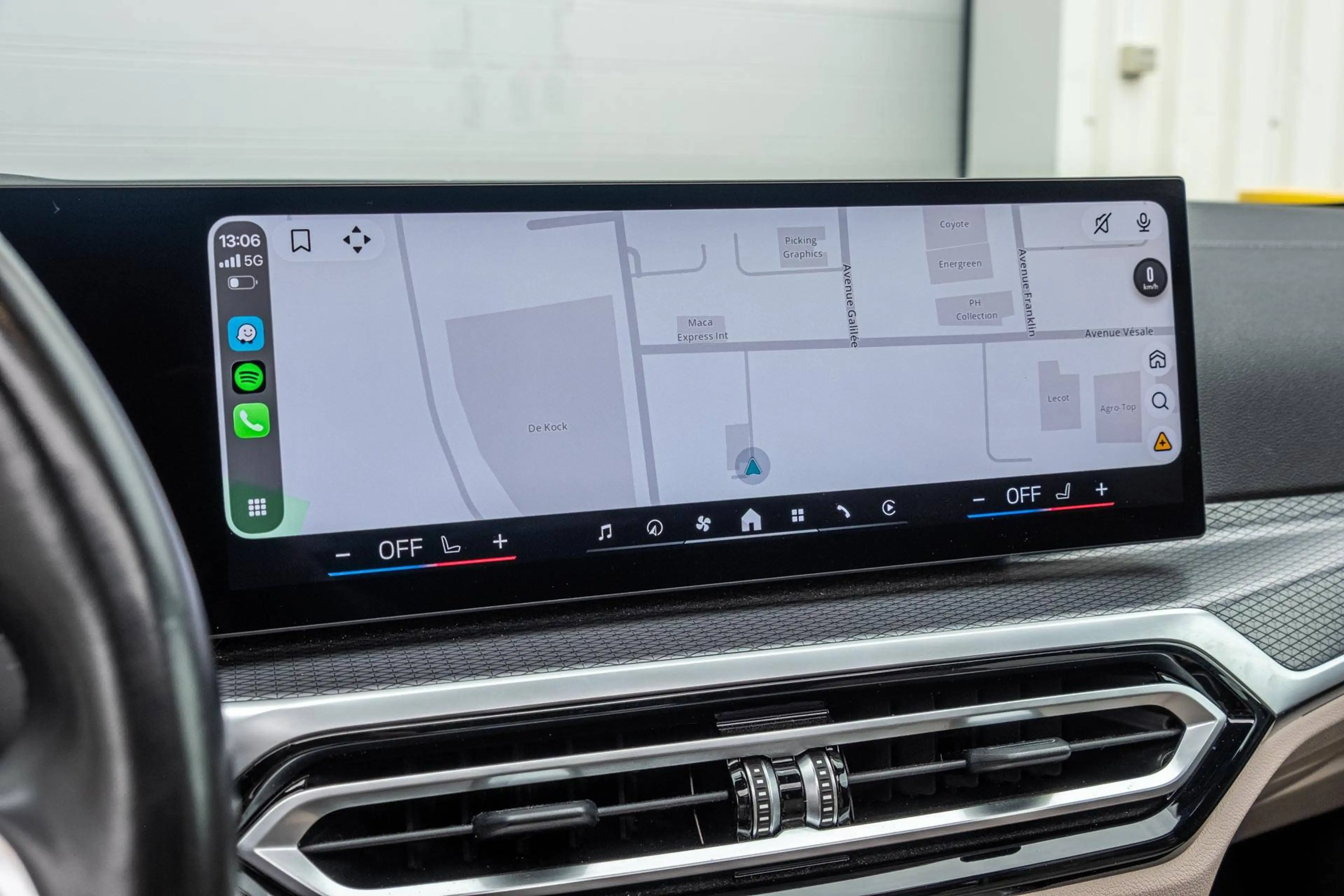 BMW i4 Gran Coupe GC 83.9 kWh eDrive40 | Pack M | Toit Ouvrant | Att Remorque | Etc. — photo 11