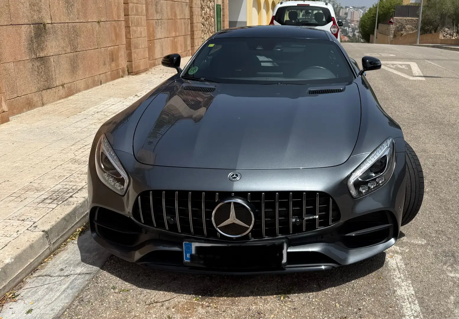 Mercedes-Benz AMG GT AMG GT Coupé Šedá - 2