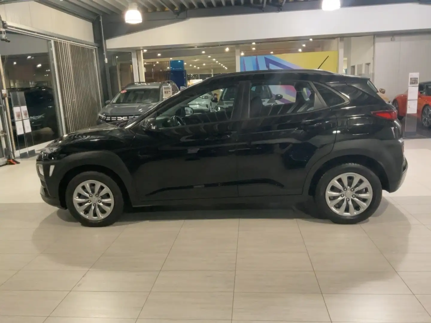 Hyundai KONA Select 1.0 T-GDI * Schwarz - 2