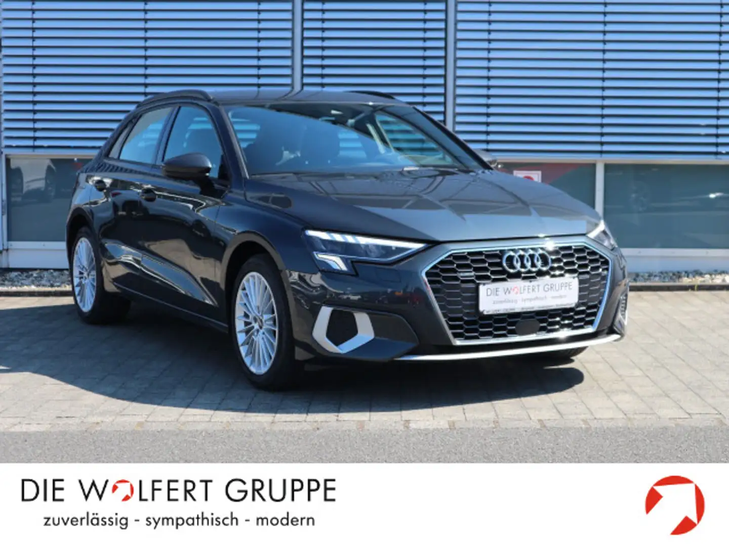 Audi A3 40 TDI quattro advanced RFK*CARPLAY Grau - 1