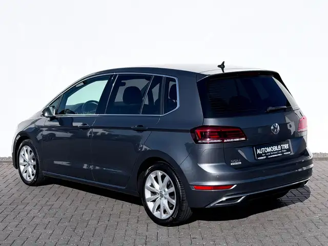 Volkswagen Golf Sportsvan view 6