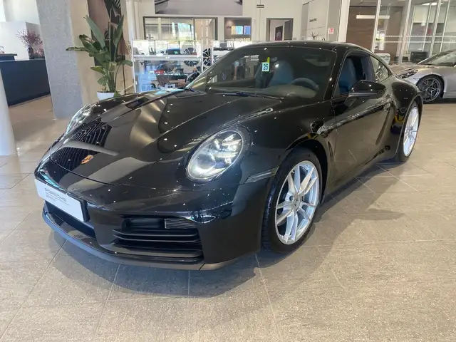 Porsche 992 911 II Carrera 3.0 394 cv - IVA Esposta
