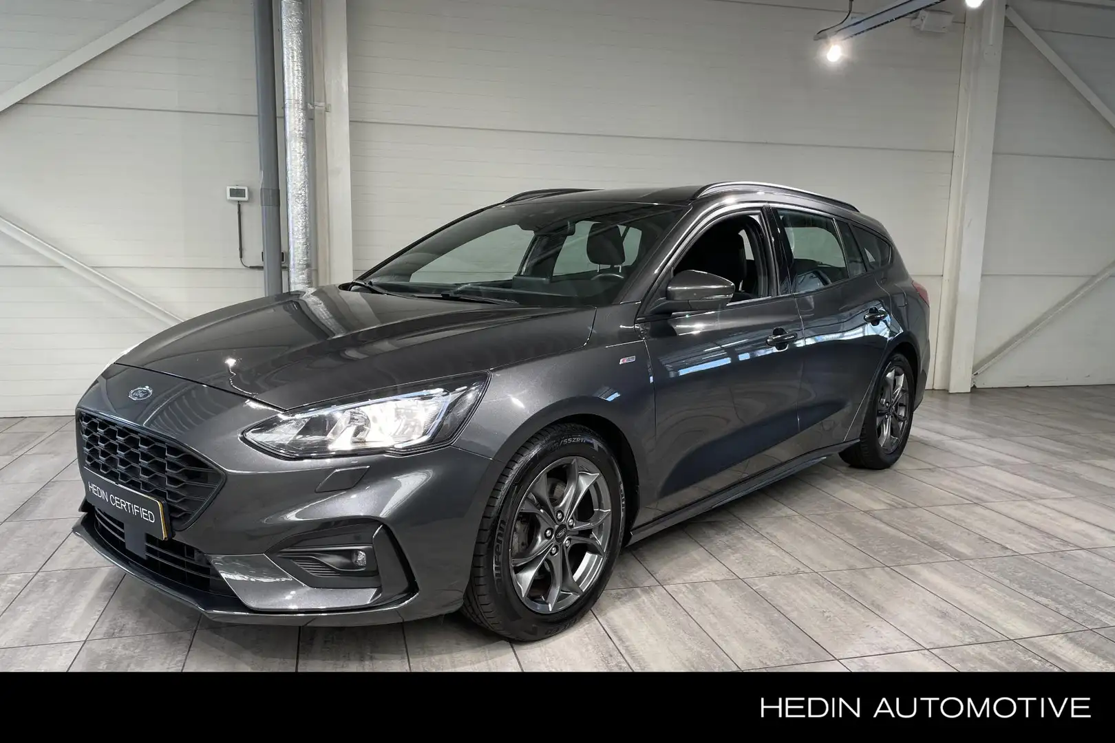 Ford Focus Wagon 1.5 EcoBoost 150pk Automaat ST-Line Business Grijs - 1