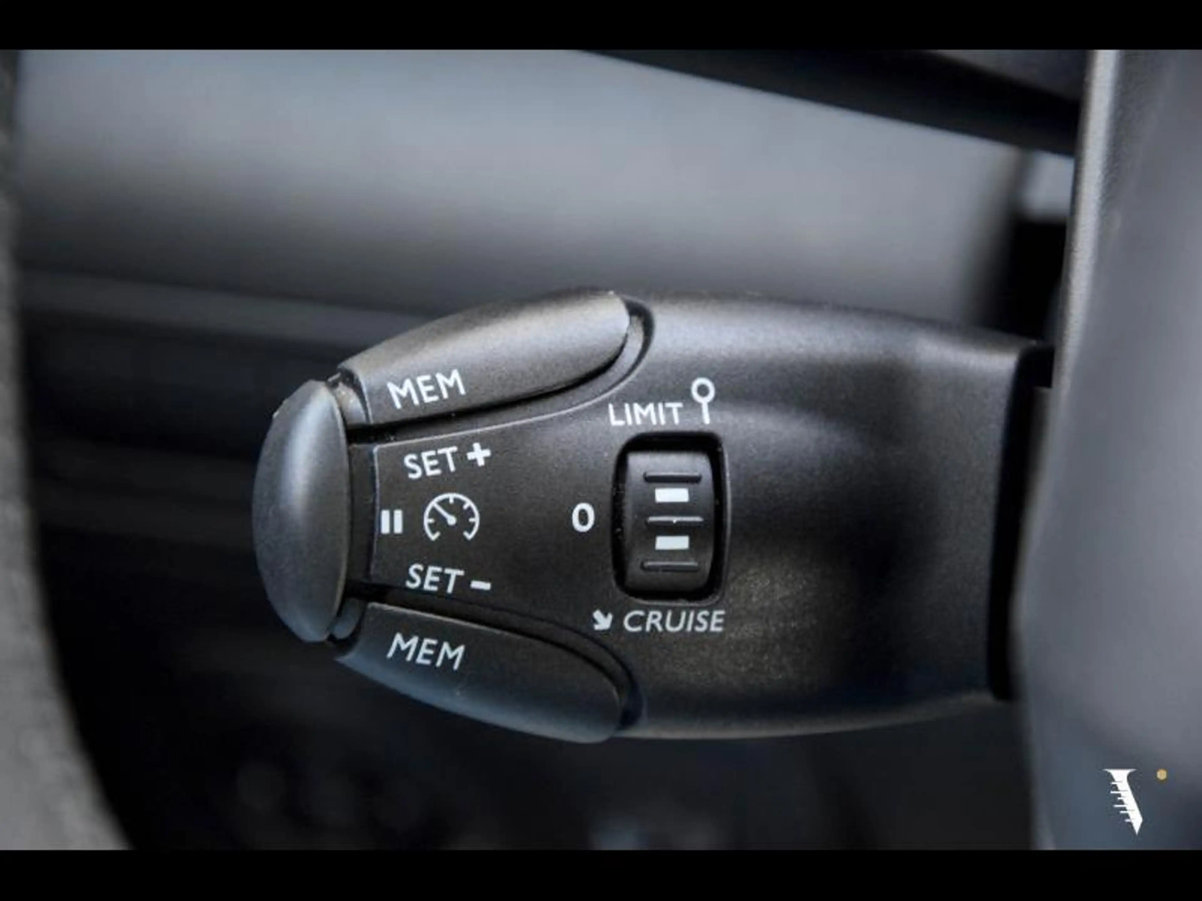 Citroen C3 Aircross NAVI | CARPLAY | PANO — photo 6