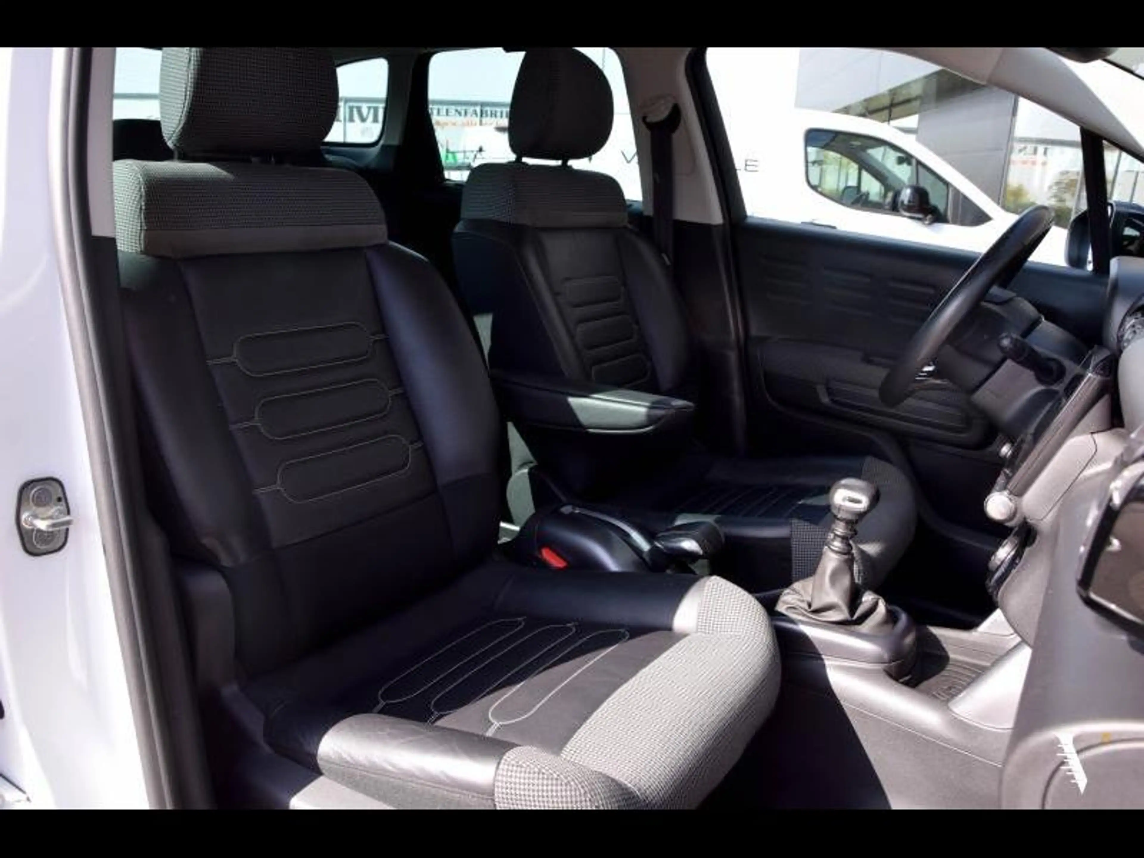 Citroen C3 Aircross NAVI | CARPLAY | PANO — photo 11