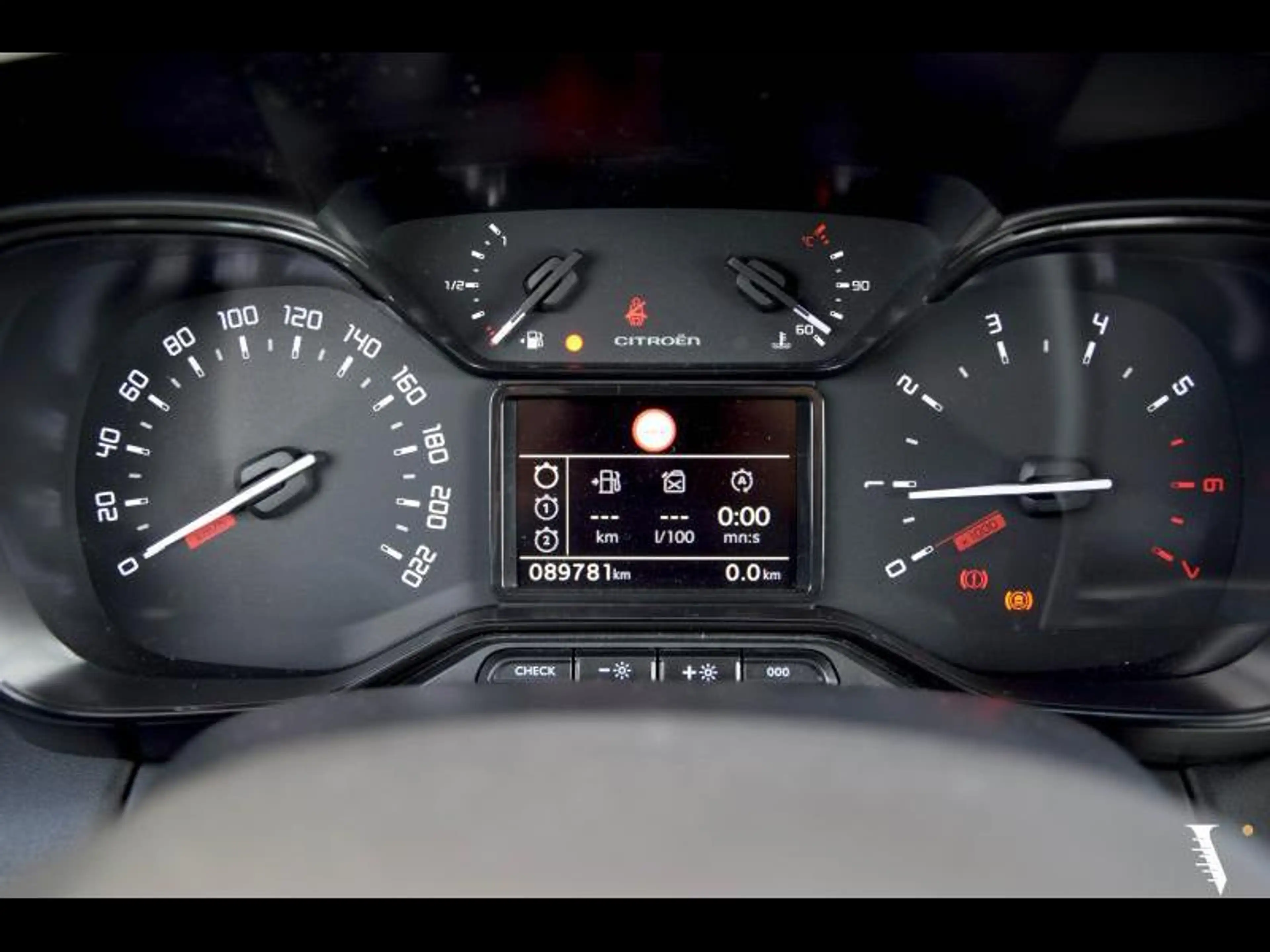 Citroen C3 Aircross NAVI | CARPLAY | PANO — photo 7