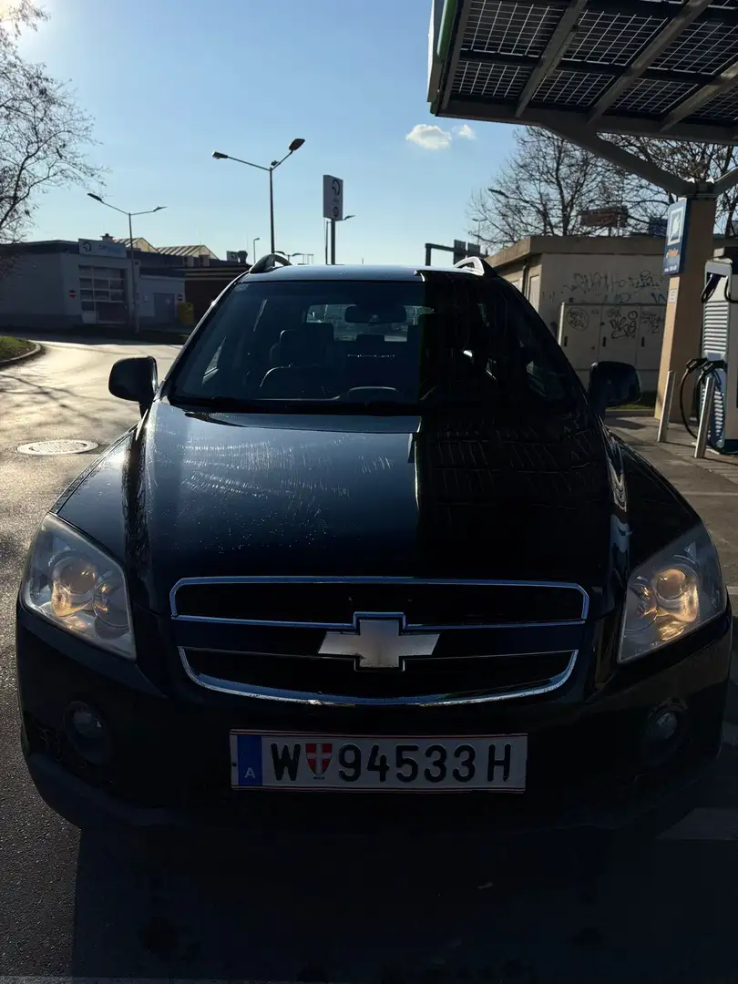 Chevrolet Captiva LS 2,0 Ds. 4WD Schwarz - 2