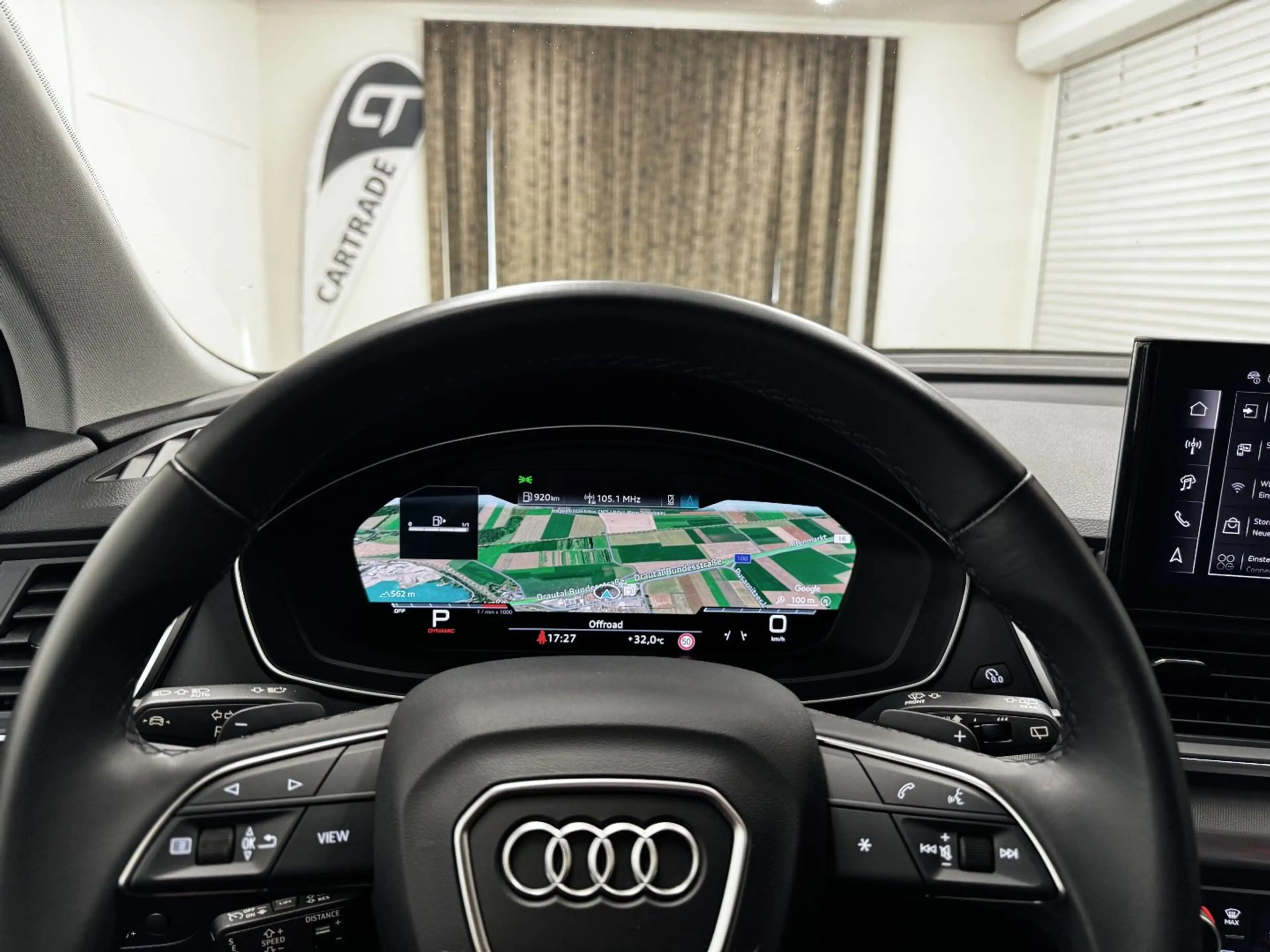 Audi Q5 40 TDI quattro — photo 13
