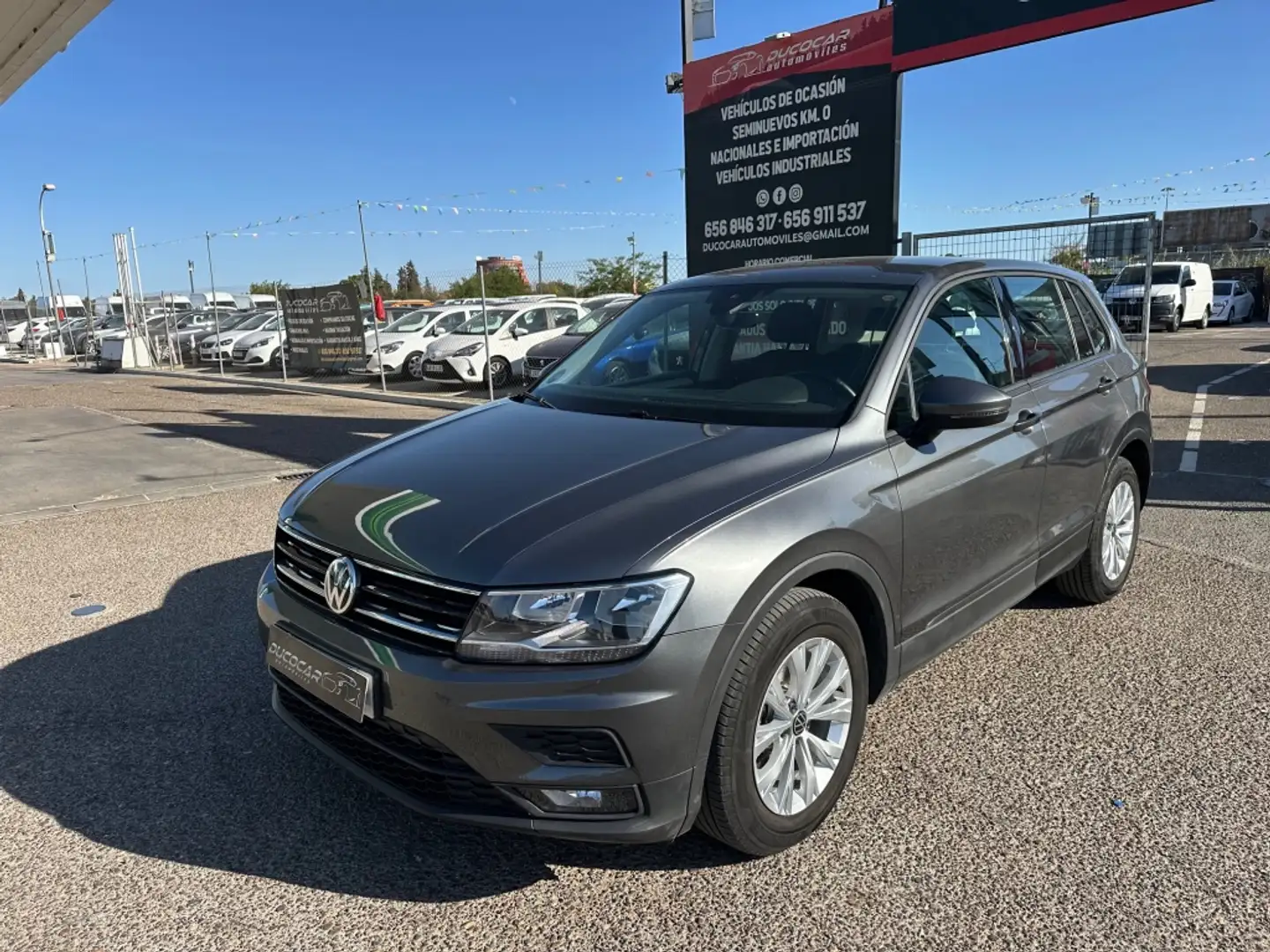 Volkswagen Tiguan 2.0TDI Edition 110kW Gris - 2