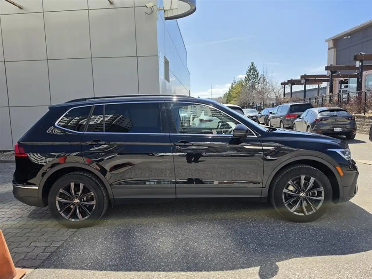 Volkswagen Tiguan снимка Volkswagen Tiguan