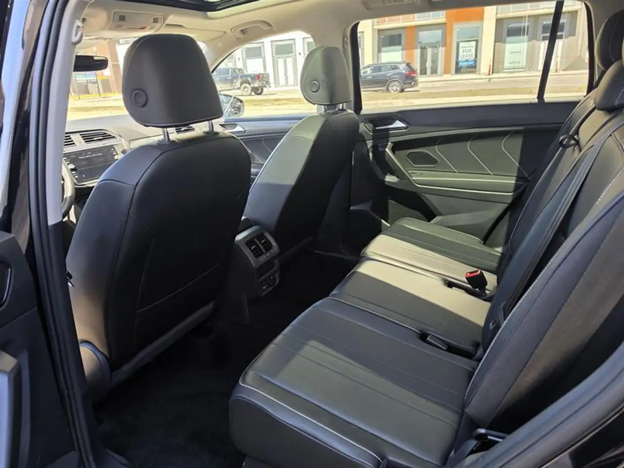 Volkswagen Tiguan снимка Volkswagen Tiguan