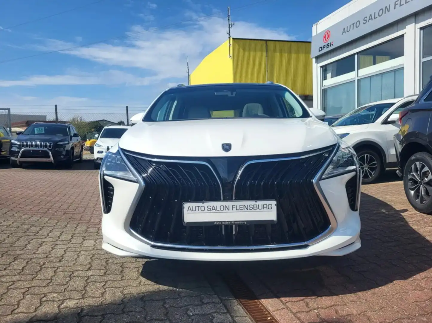 DFSK Sonstige Forthing 4*7-Sitzer*Kamera*Leder*Panorama uvm. Weiß - 2