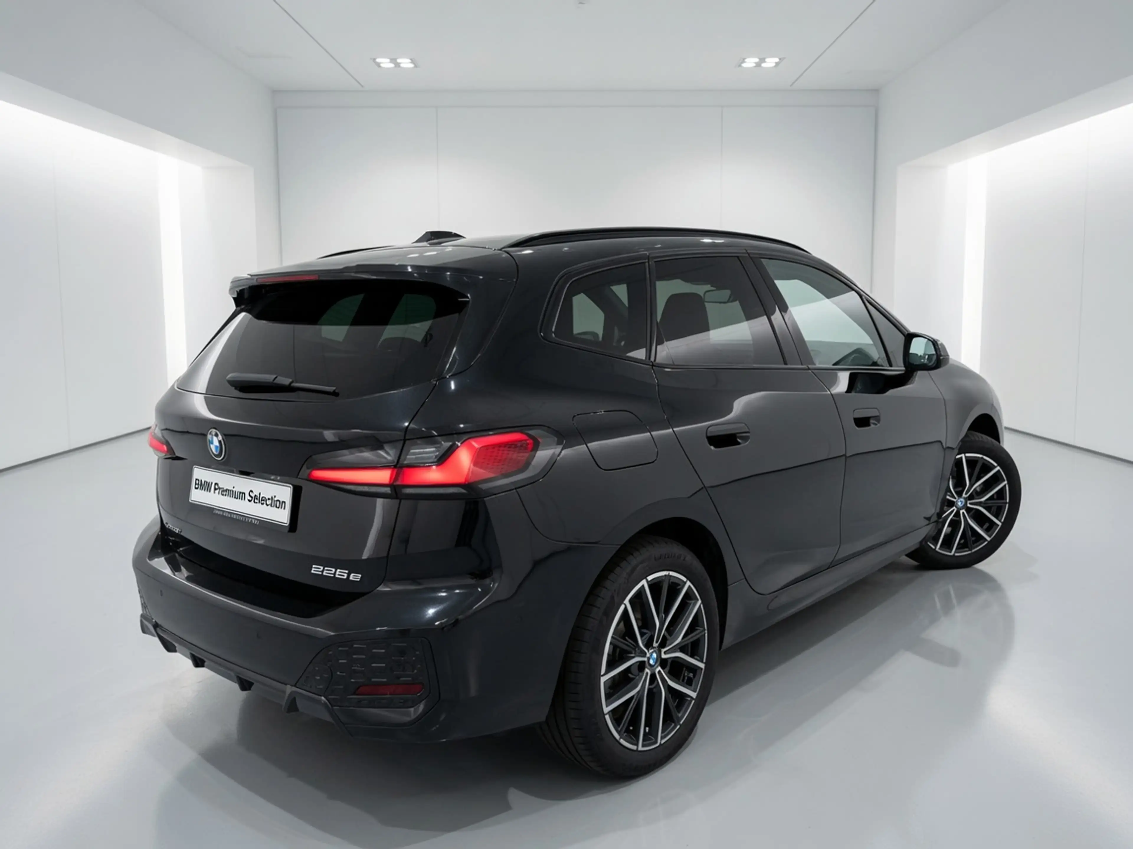 BMW 225 2-serie Active Tourer 225e xDrive M-Sport | Panora — photo 3