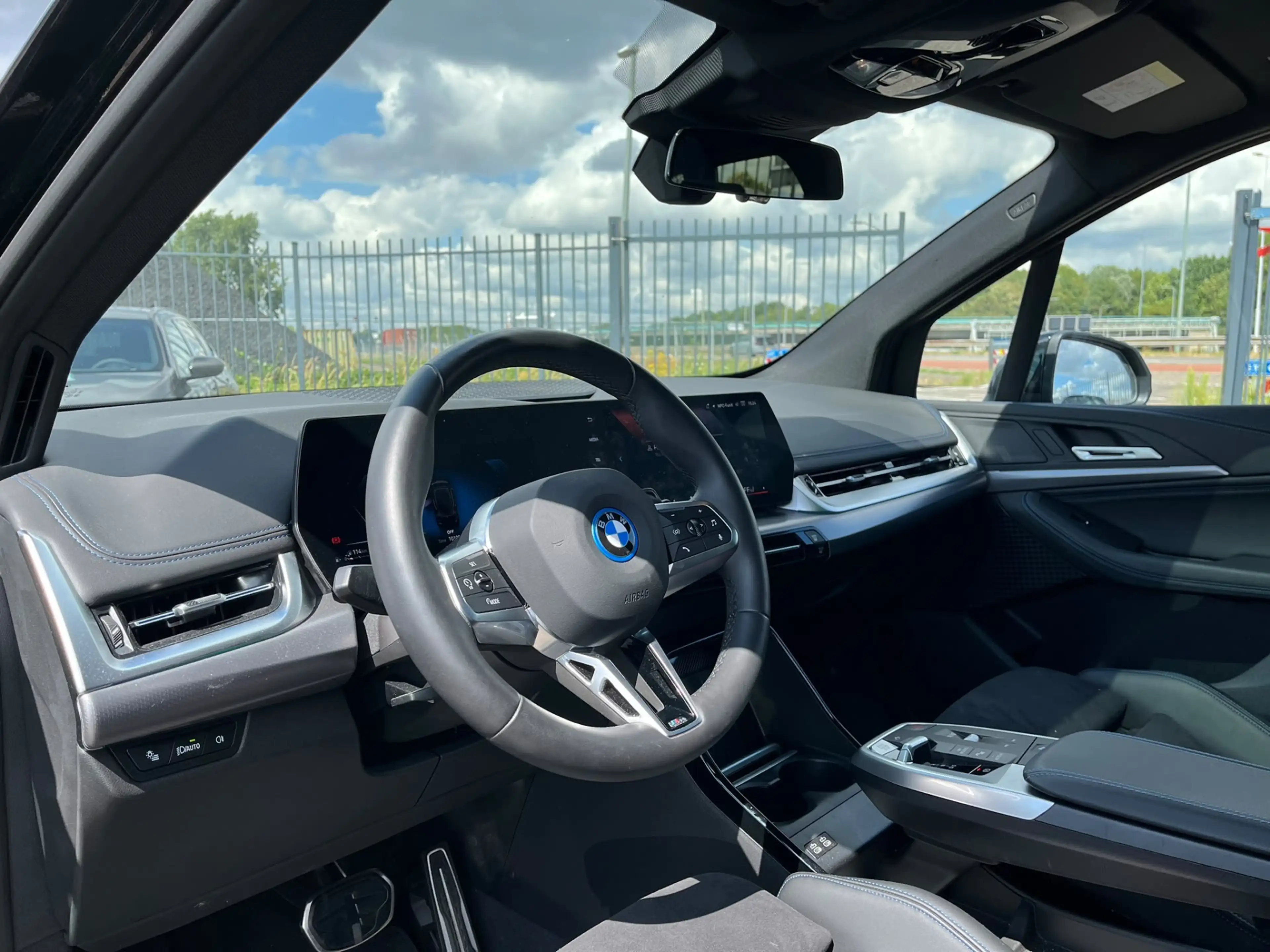 BMW 225 2-serie Active Tourer 225e xDrive M-Sport | Panora — photo 4