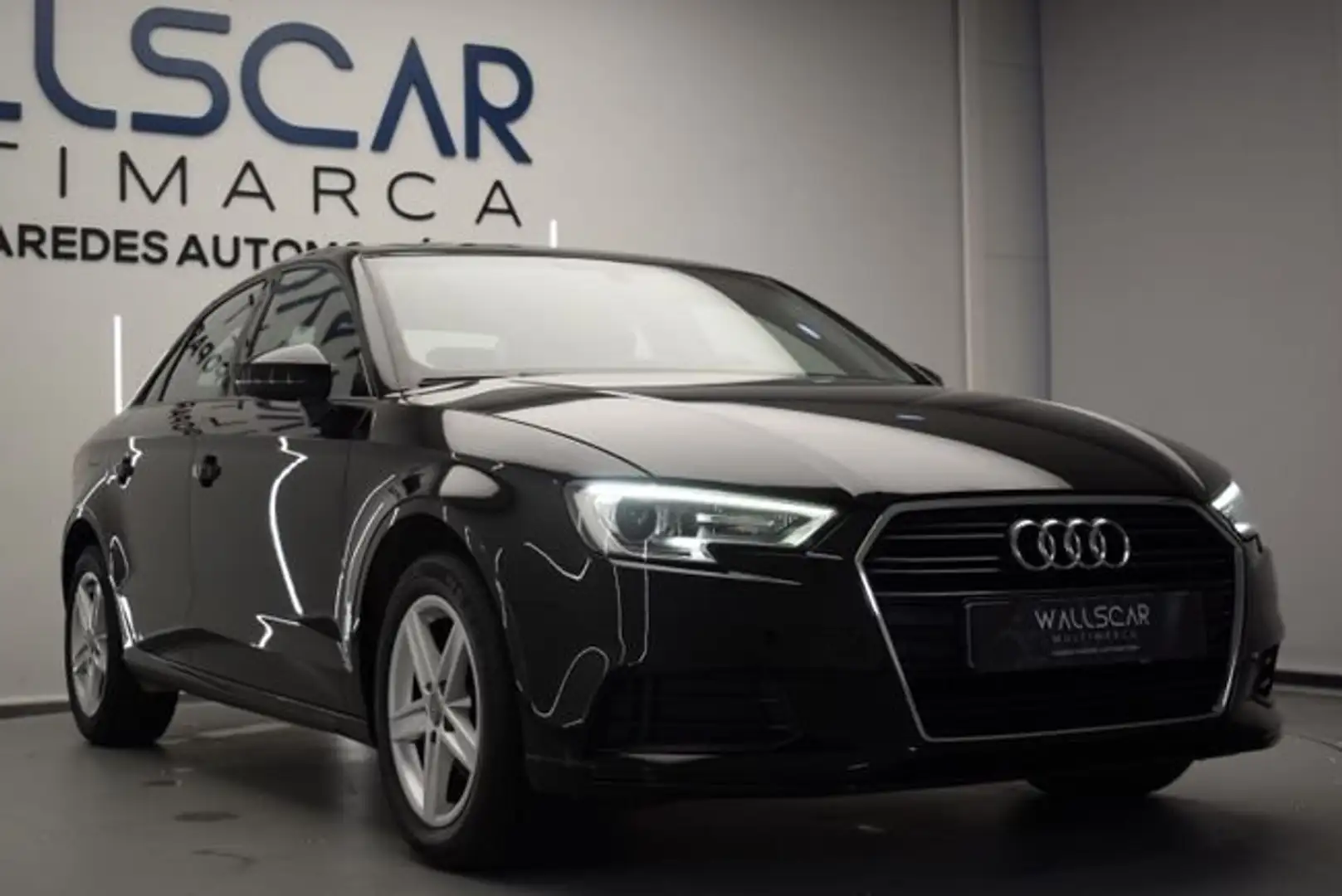 Audi A3 30 TDI 85kW (116CV) S tronic Sedan Negro - 2
