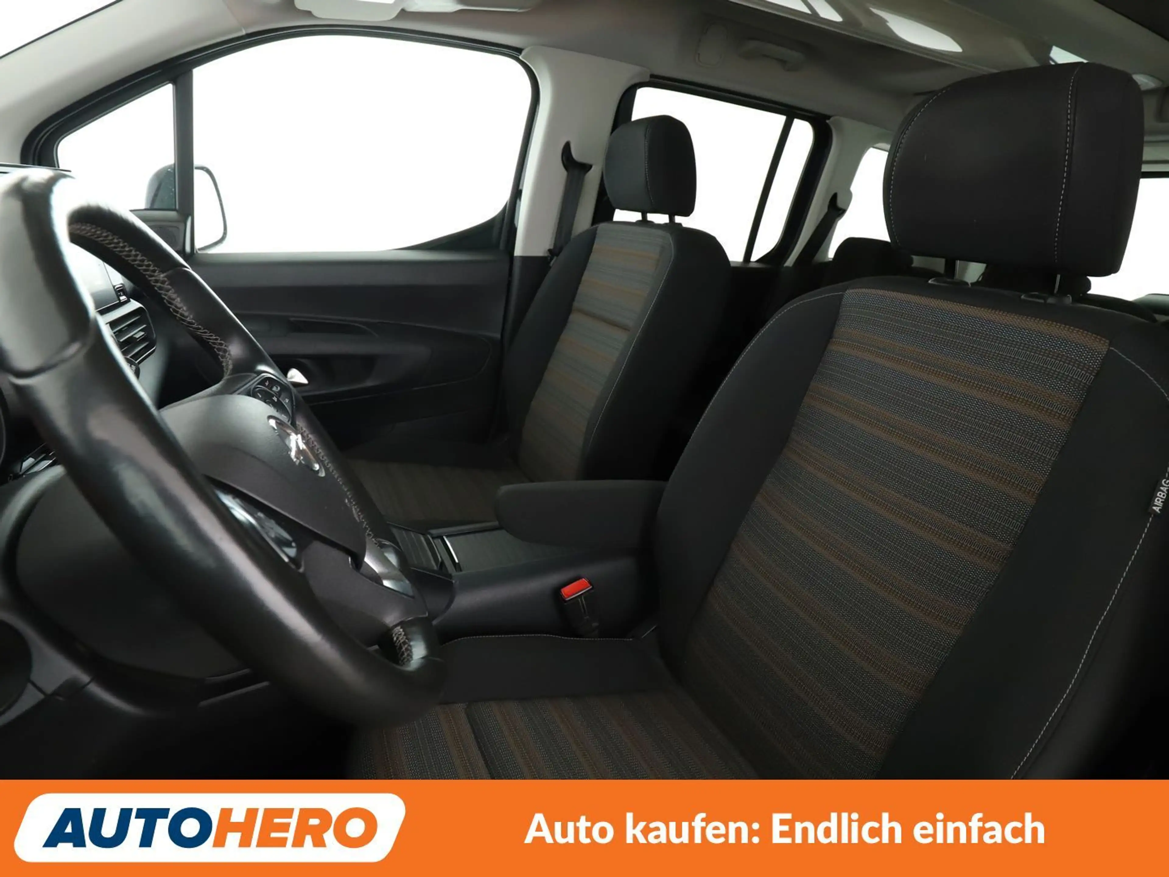 Opel Combo Life 1.5 CDTI INNOVATION *NAVI*HUD*TEMPO*CAM*PDC*AHK* — photo 10