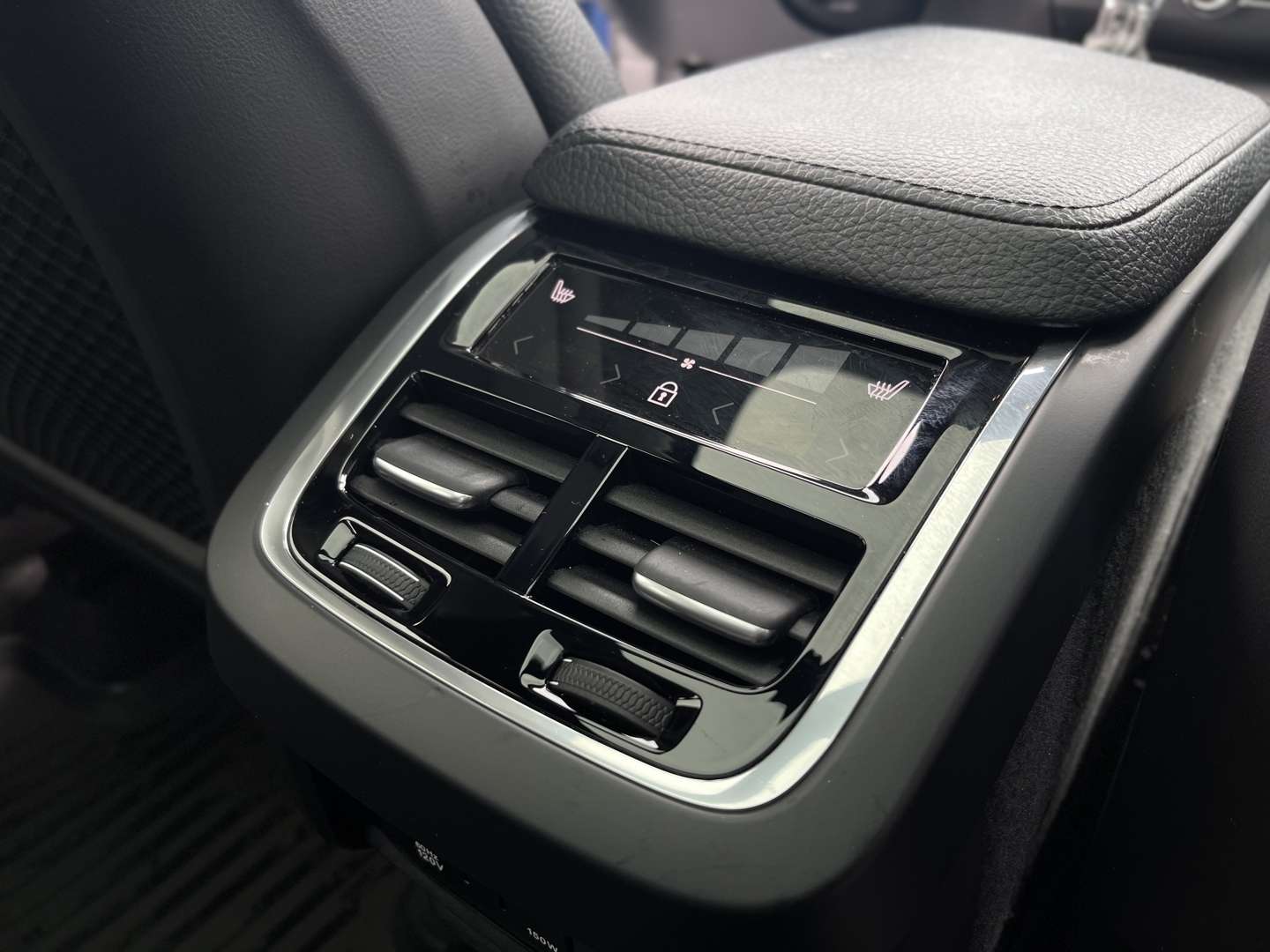 2020 Volvo XC60 T6 R-Design AWD | ACC thumb 18