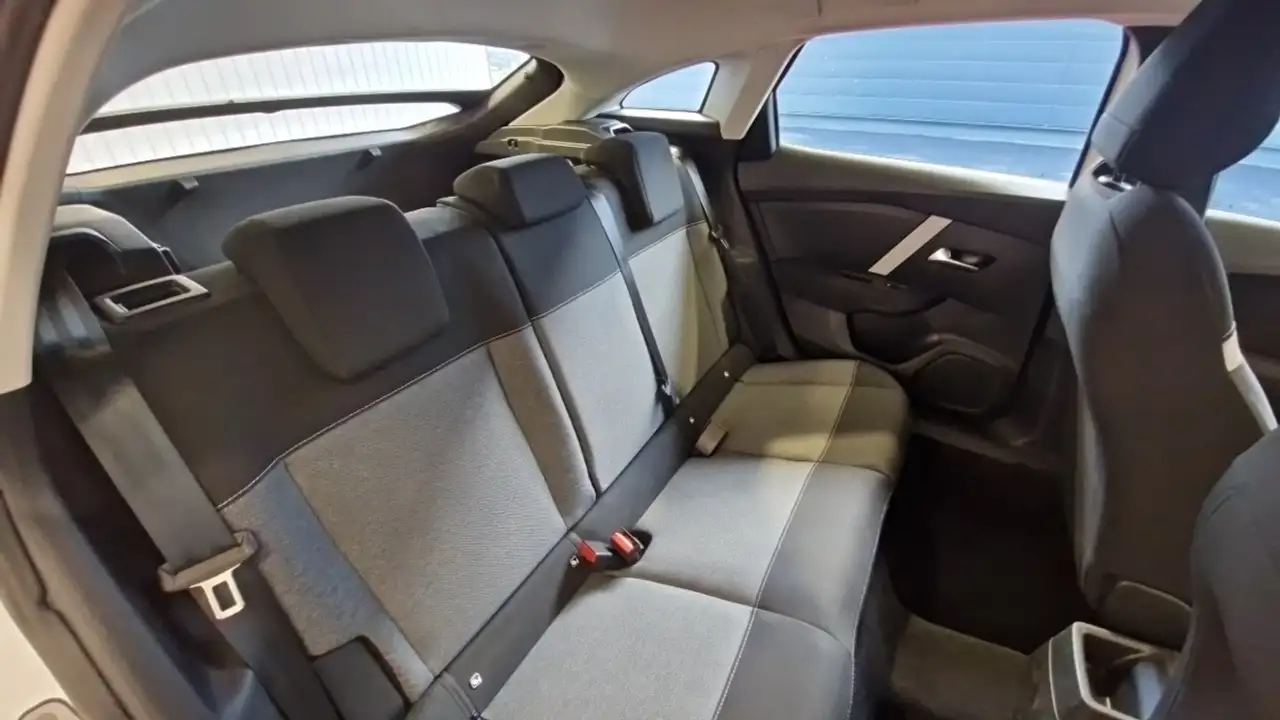 Citroen C4 Berline — photo 14