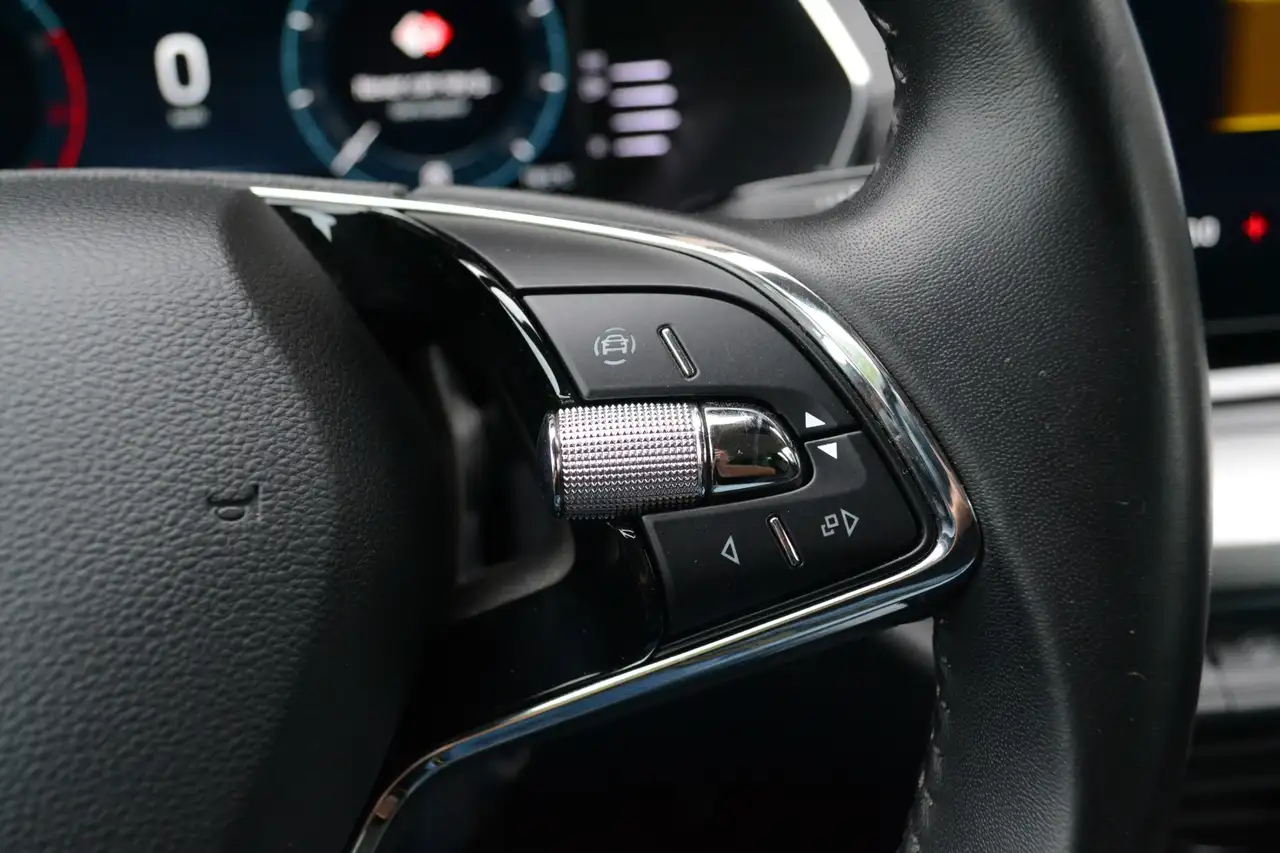 Skoda Octavia Combi 1.0 TSI Business Edition Trekhaak Virtua, миниатюра 17