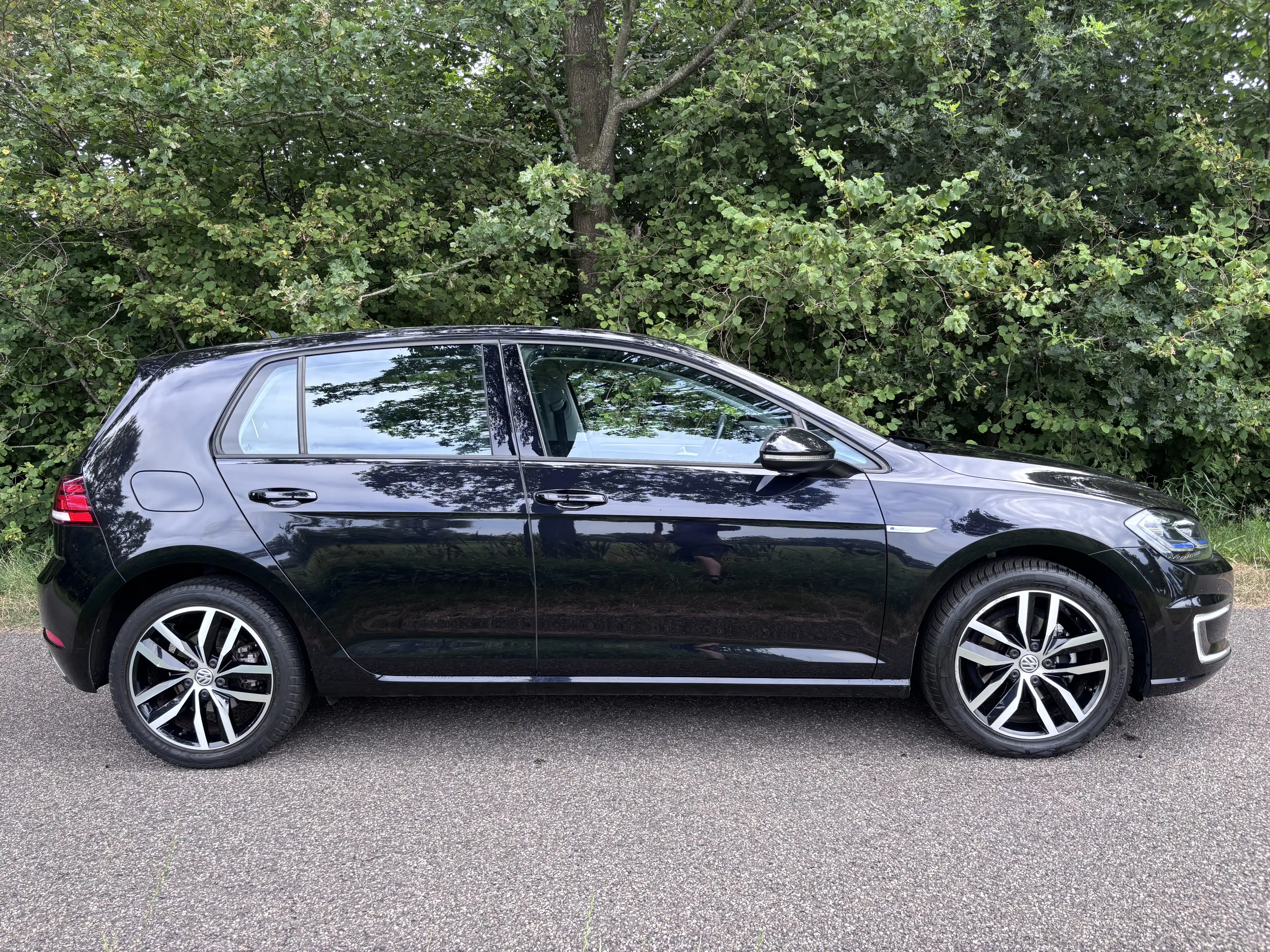 Volkswagen e-Golf e-Golf 2019 5-drs 110.000KM 35,8Kwh — photo 2