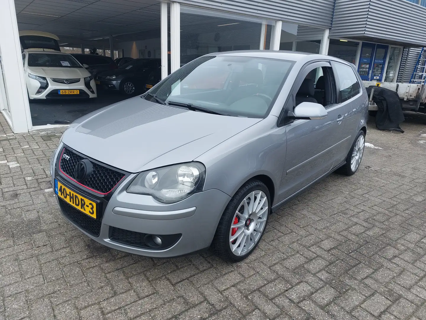 Volkswagen Polo GTI 1.8 siva - 1