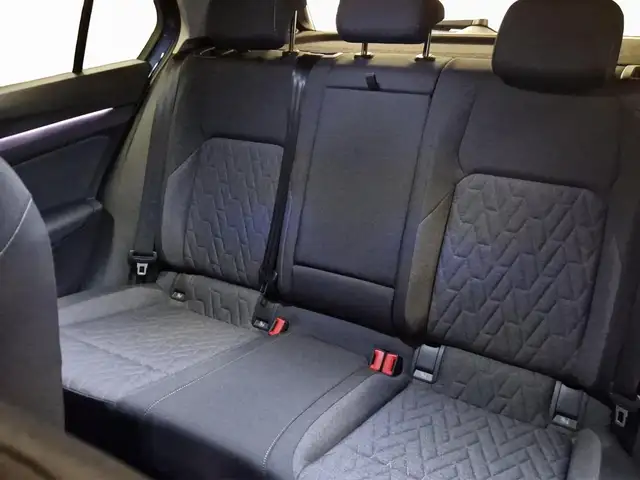 Volkswagen Golf view 15