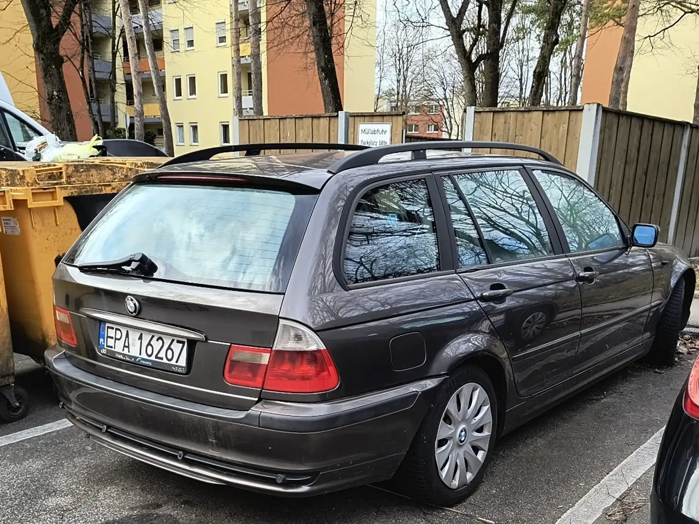 BMW 320 320d touring Edition Exclusive Marrone - 2