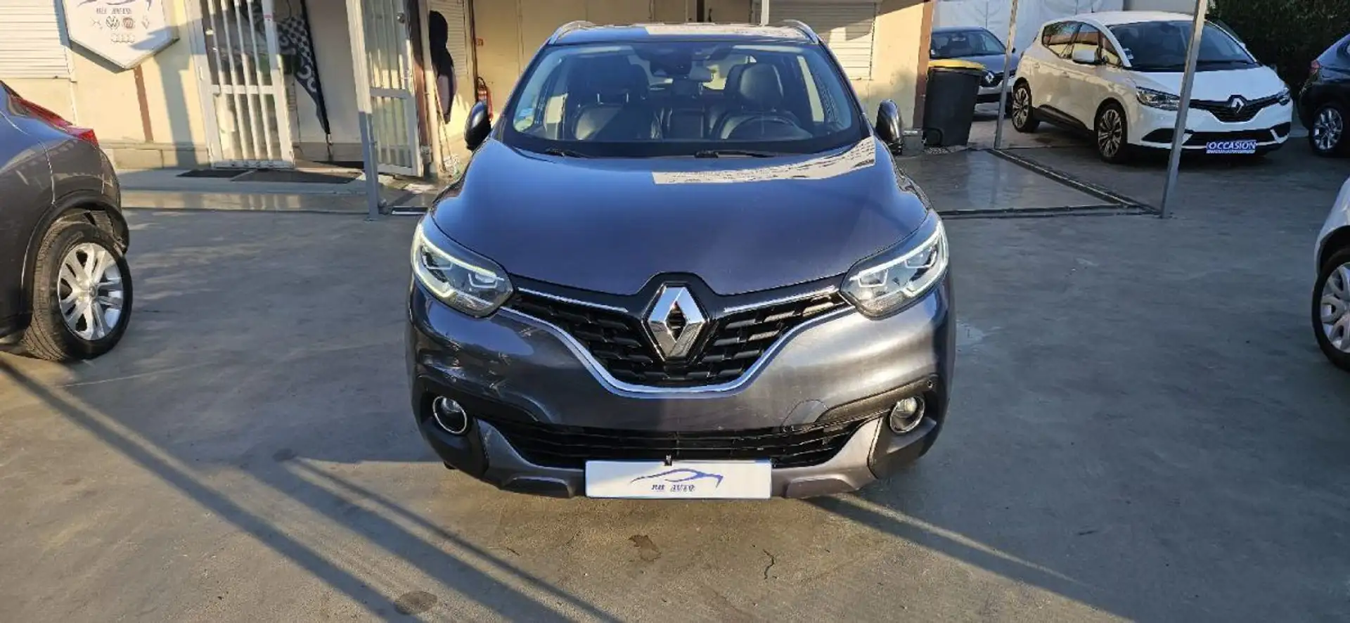 Renault Kadjar 1.5 BLUE DCI 110CH BUSINESSE/BOITE AUTO Gris - 1